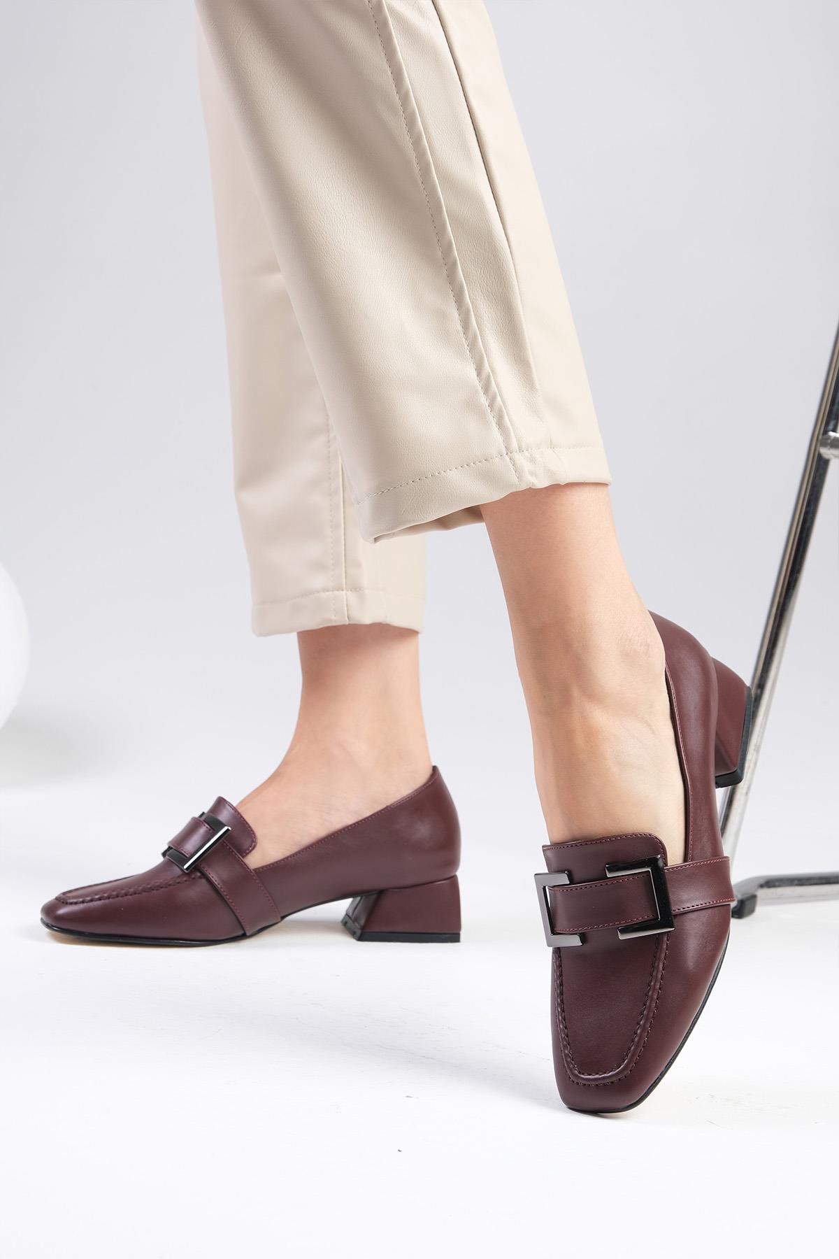 Betty Bordo Renk Topuklu Ayakkabı