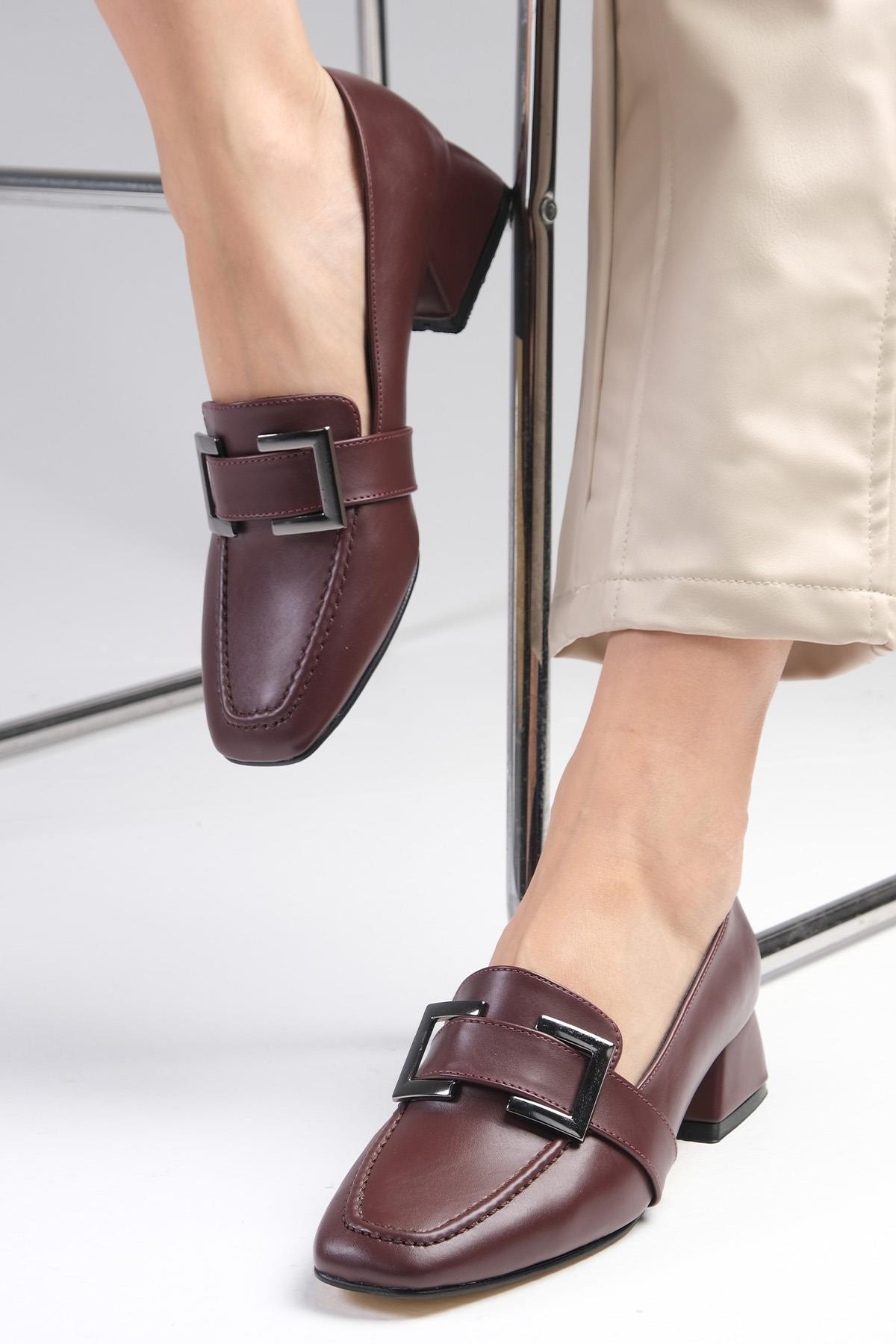 Betty Bordo Renk Topuklu Ayakkabı