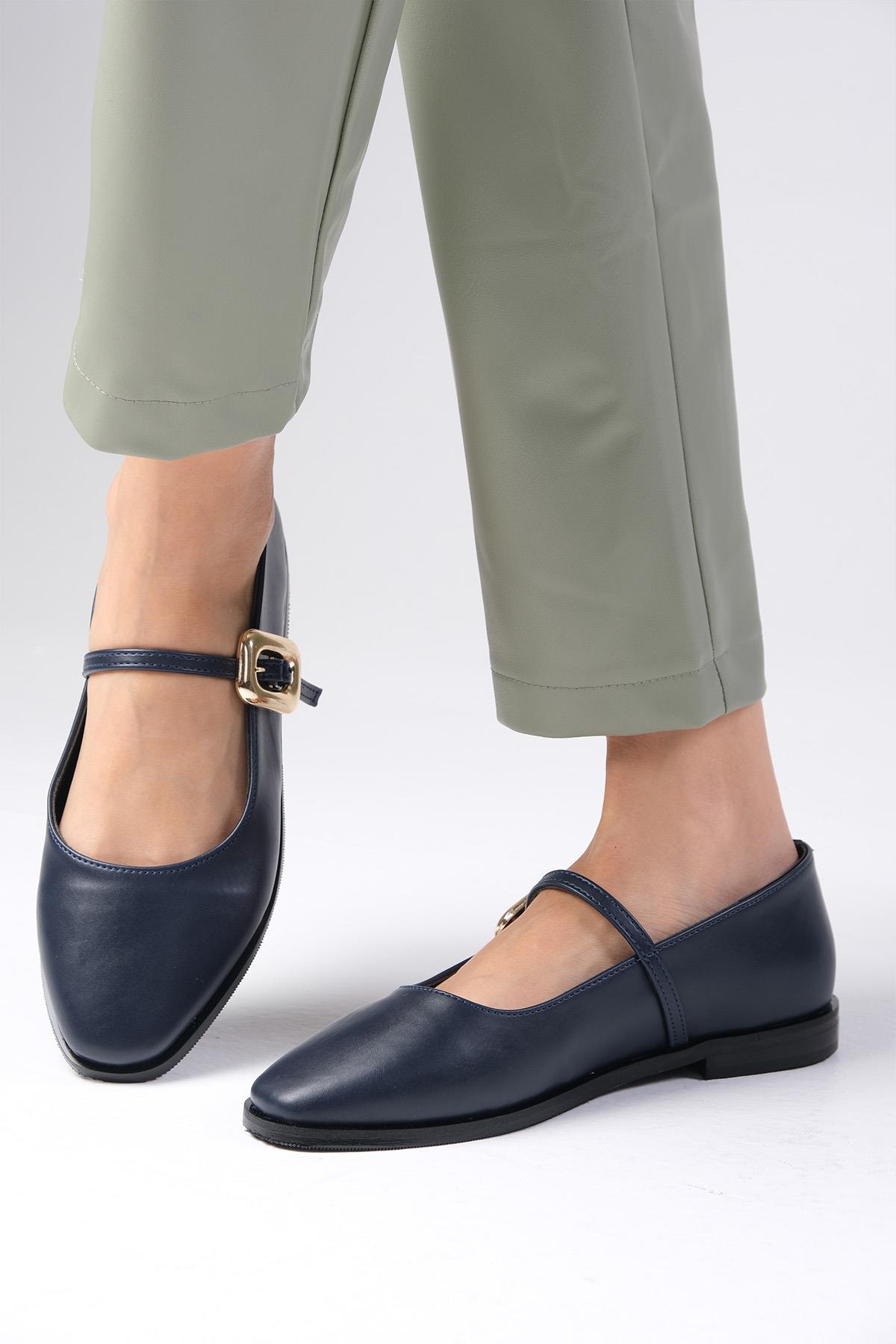 Camille Lacivert Renk Babet Ayakkabı