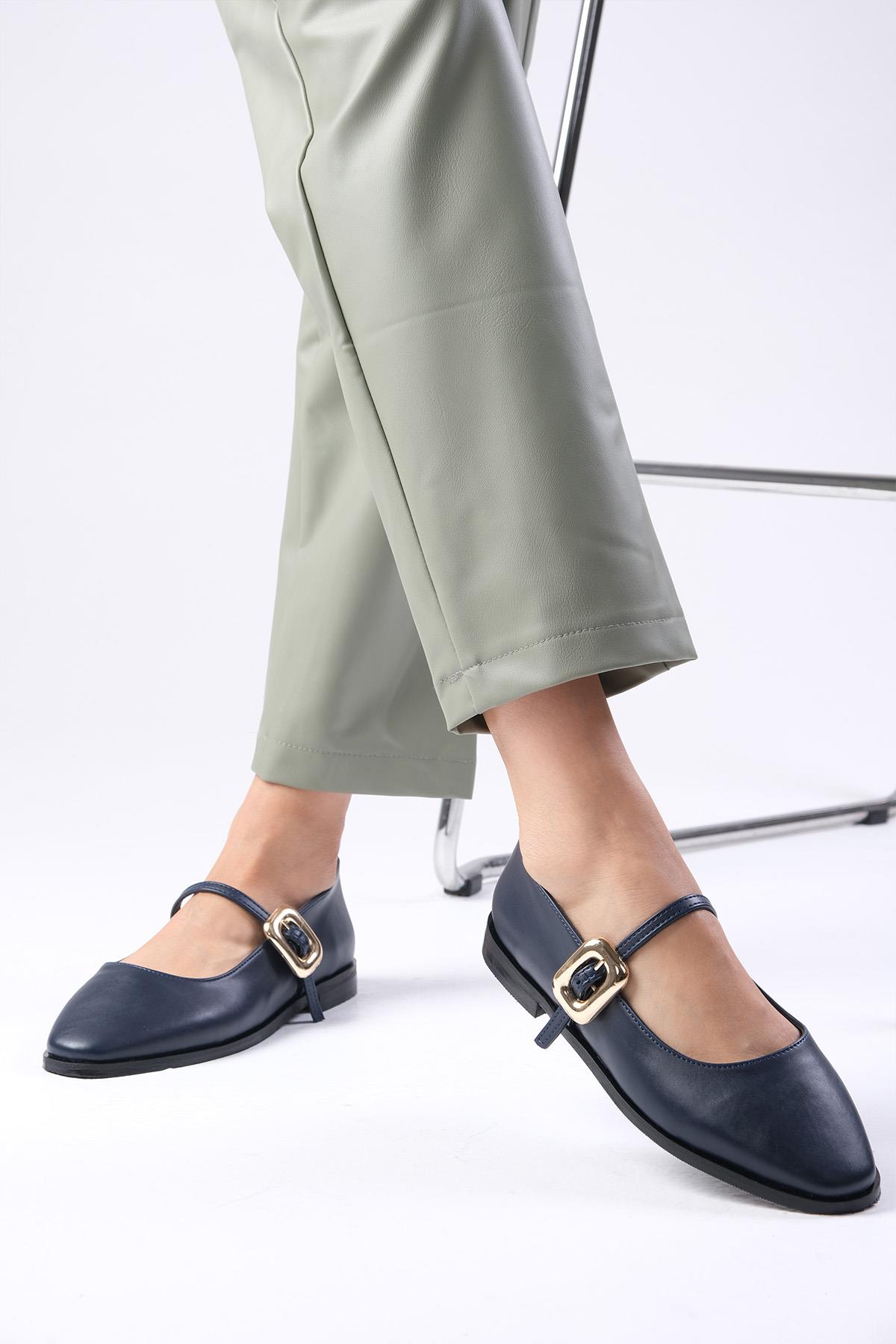 Camille Lacivert Renk Babet Ayakkabı