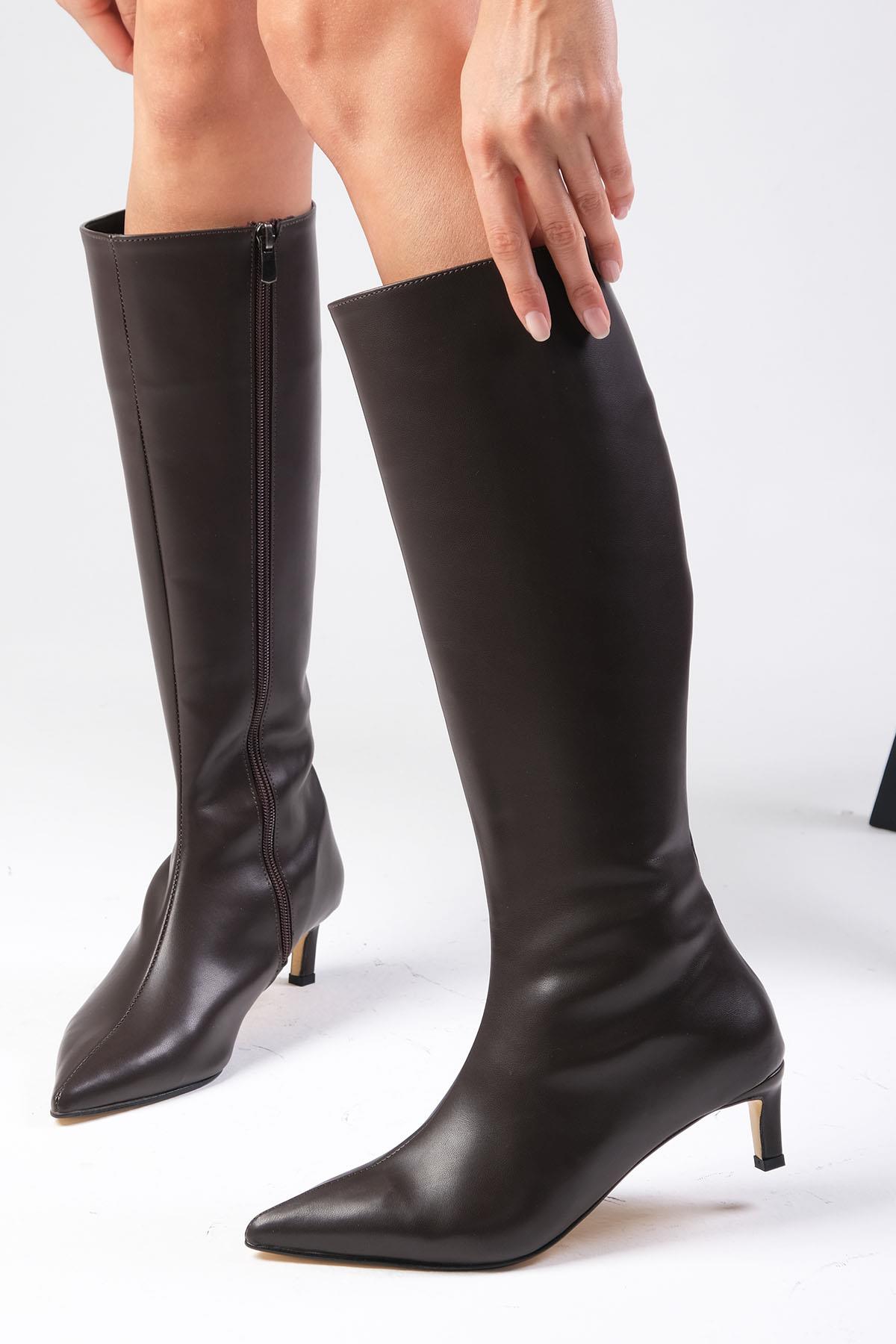 Carolina Kahverengi Kısa Topuklu Çizme