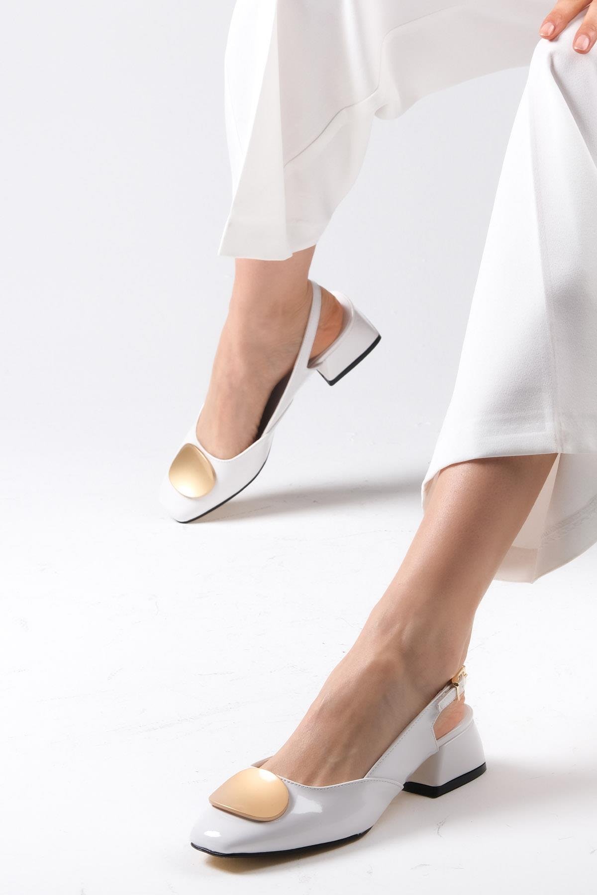 Caroline Beyaz Renk Rugan Kısa Topuklu Ayakkabı