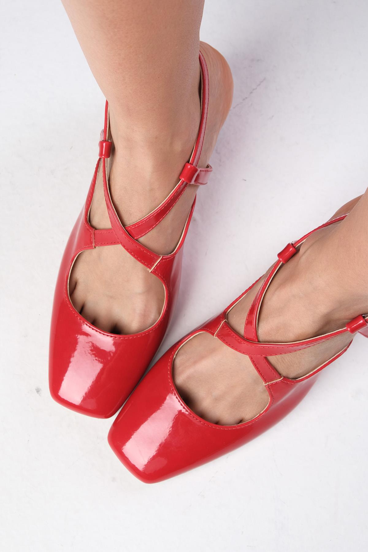 Catalina Kırmızı Renk Rugan Topuklu Ayakkabı