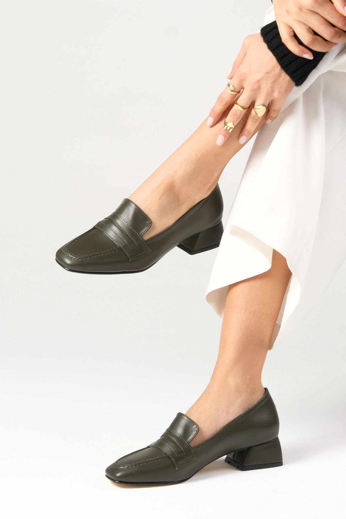 Cecille Yeşil Renk Kısa Topuklu Ayakkabı