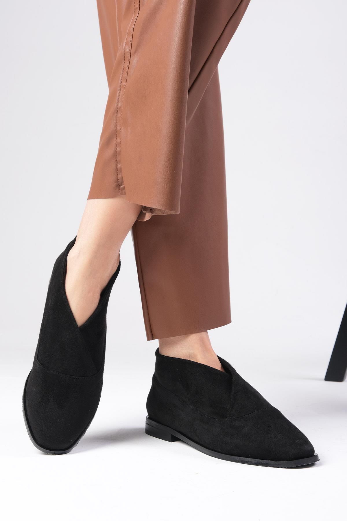 Clarisse Siyah Renk Streç Süet Loafer