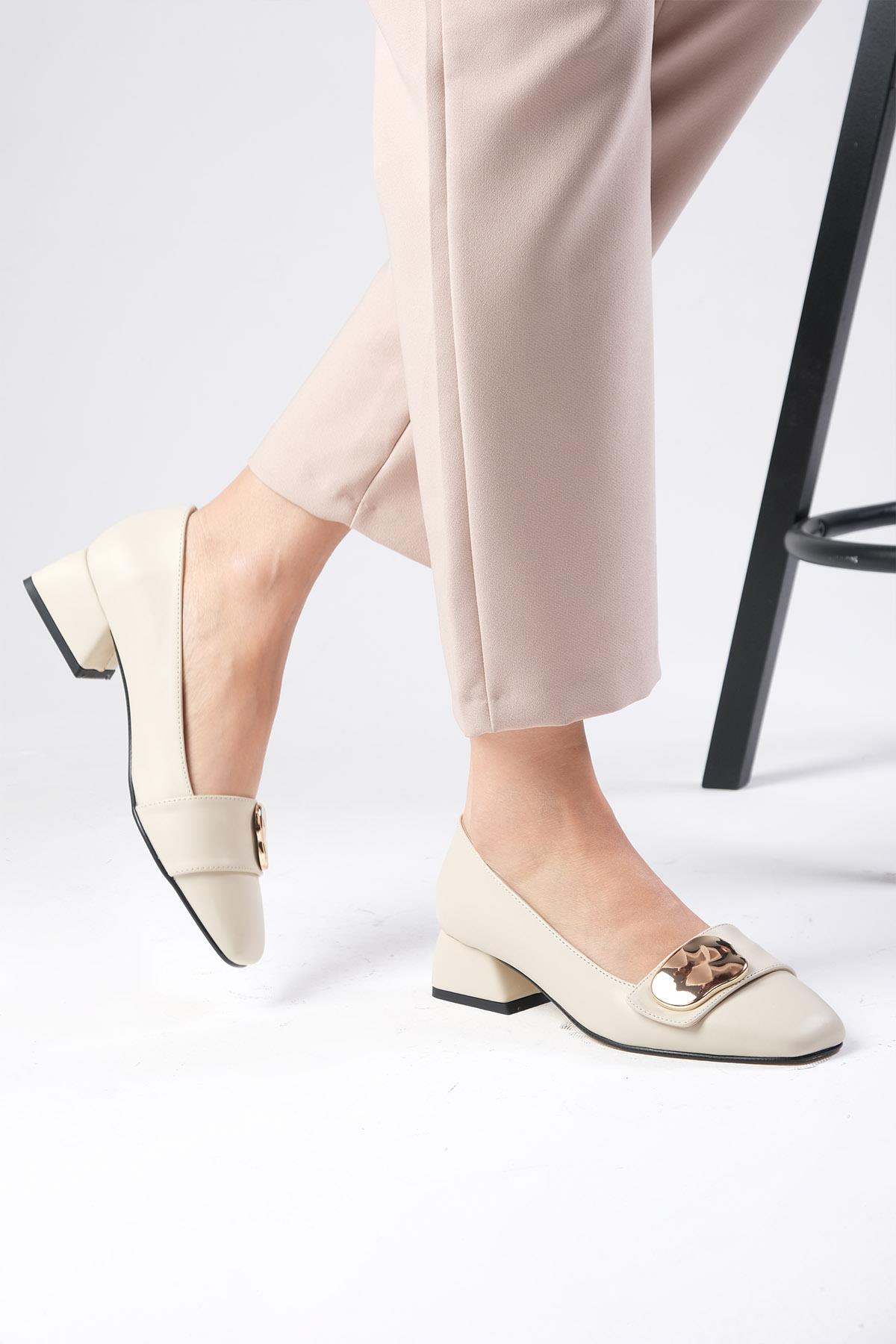 Darcy Bej Renk Kısa Topuklu Ayakkabı