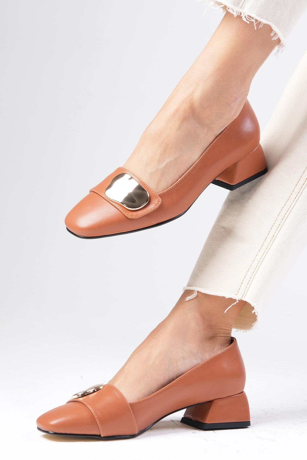 Darcy Taba Renk Kısa Topuklu Ayakkabı