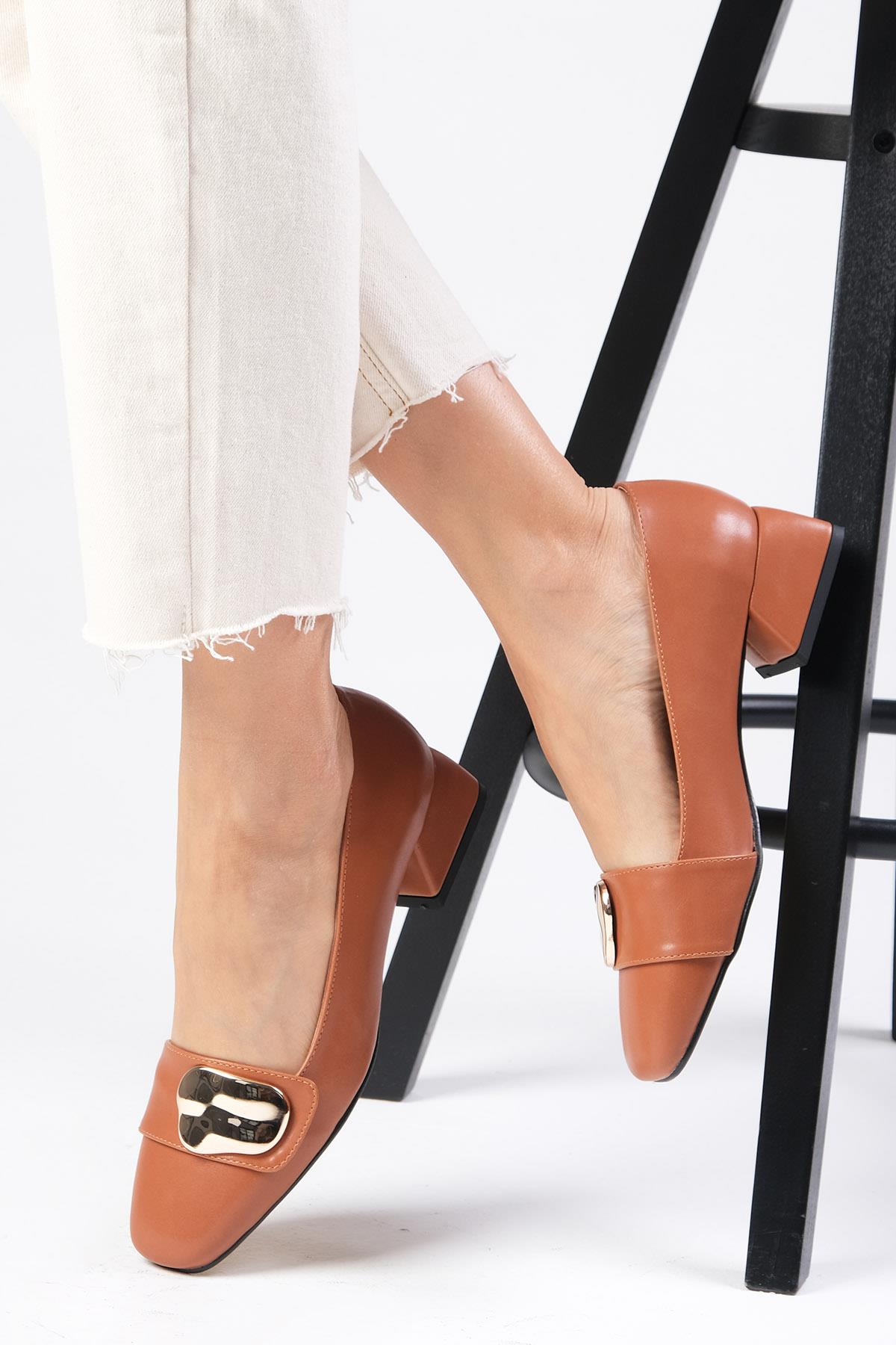 Darcy Taba Renk Kısa Topuklu Ayakkabı