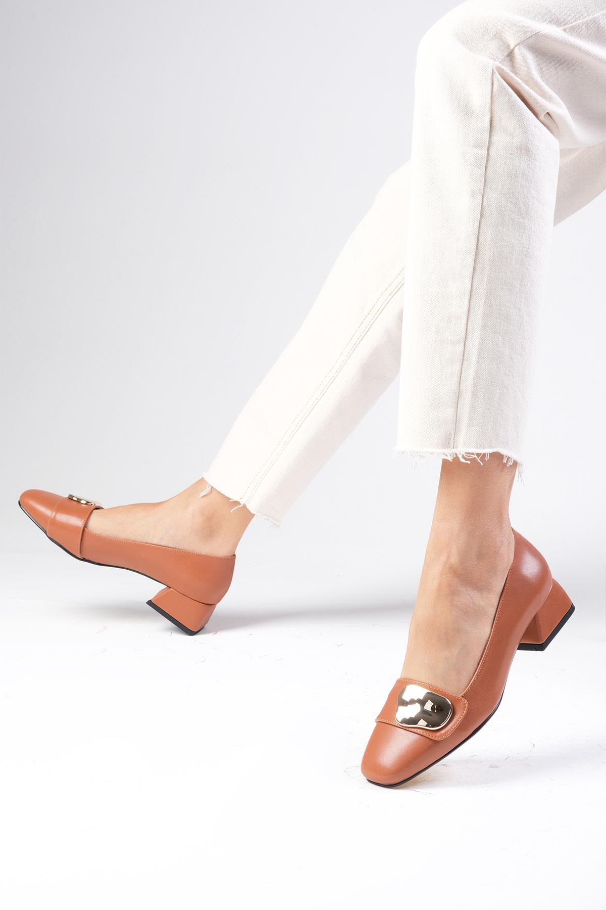 Darcy Taba Renk Kısa Topuklu Ayakkabı