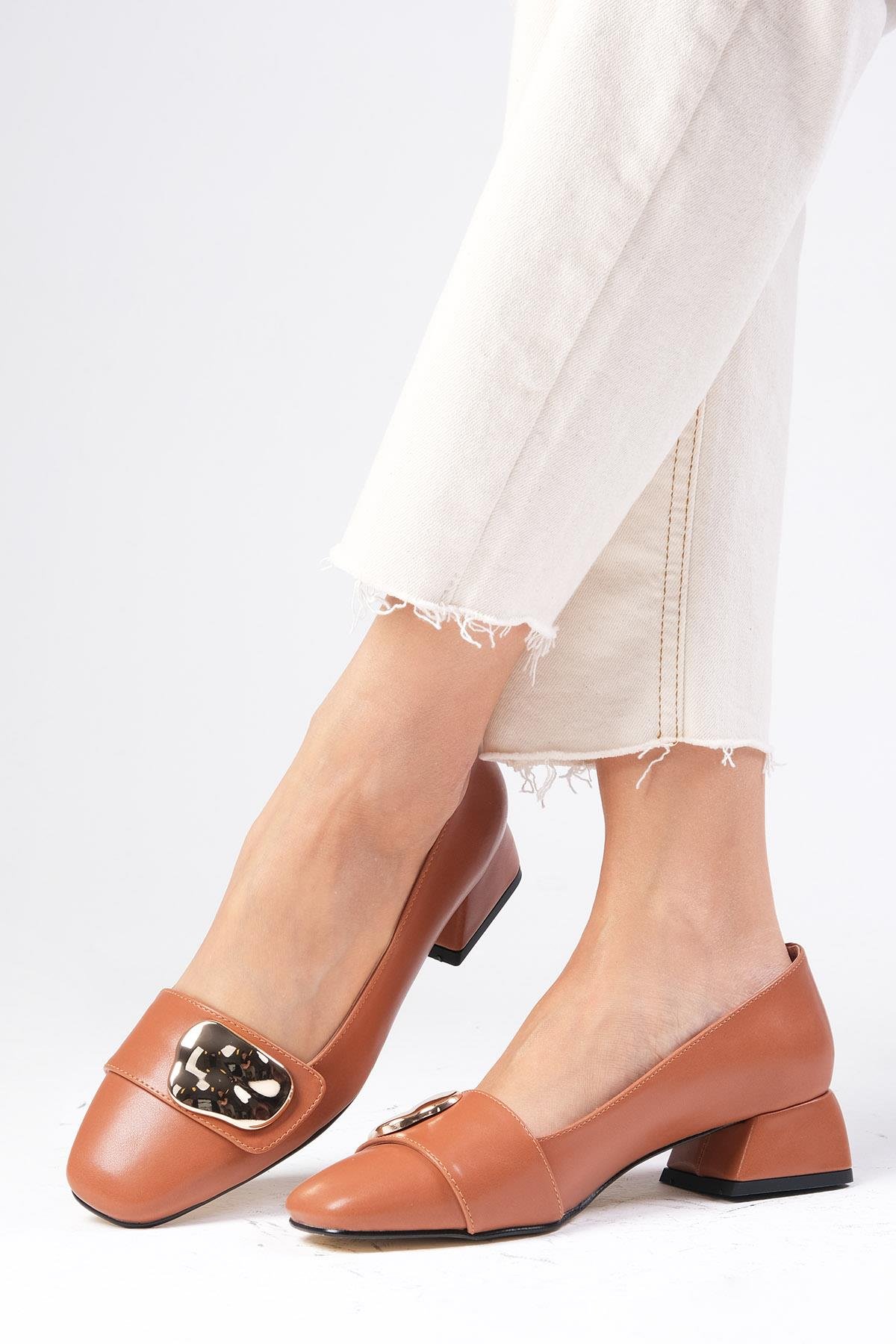 Darcy Taba Renk Kısa Topuklu Ayakkabı