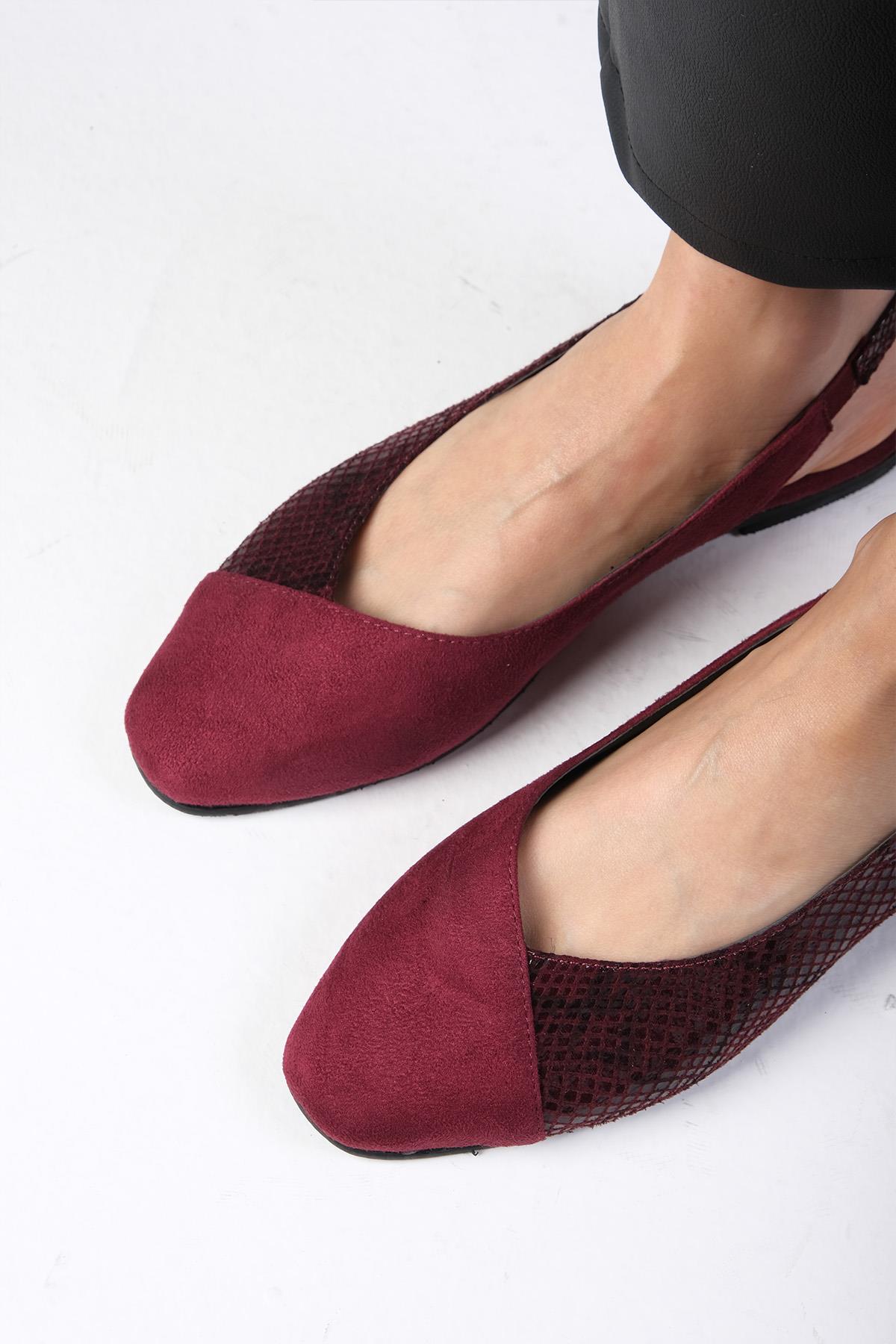 Debby Bordo Renk Küt Burun Babet