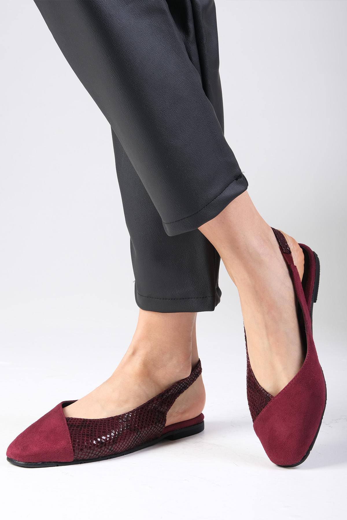 Debby Bordo Renk Küt Burun Babet