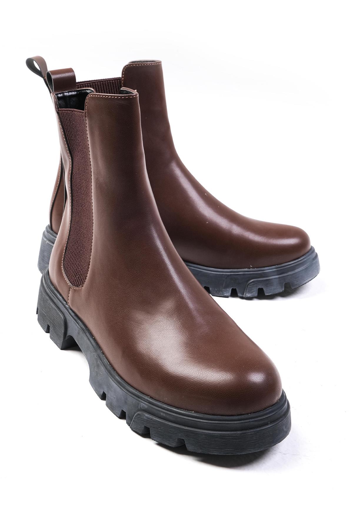 Debora Kahverengi Kalın Tabanlı Lastikli Bot