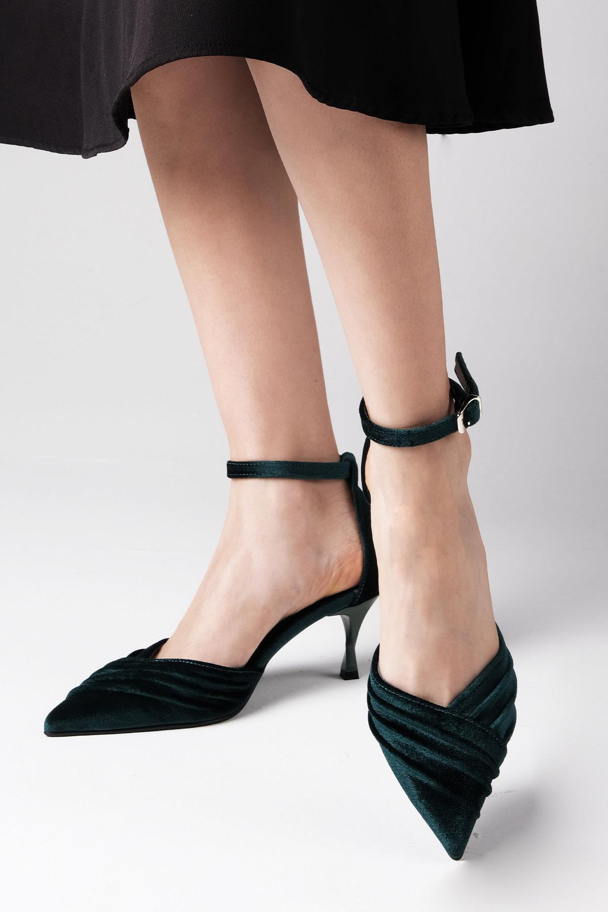 Dina Yeşil Renk Topuklu Ayakkabı