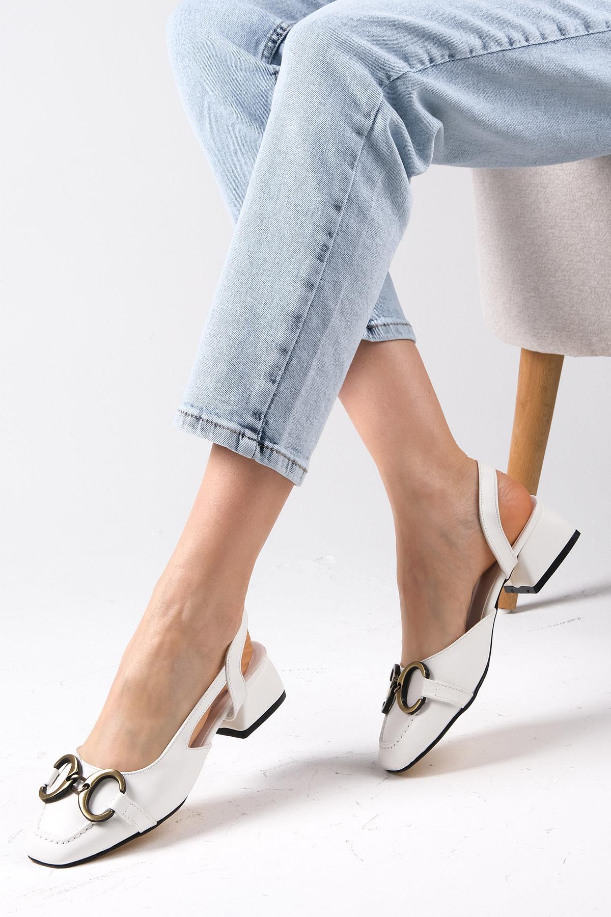 Dita Beyaz Renk Kısa Topuklu Ayakkabı