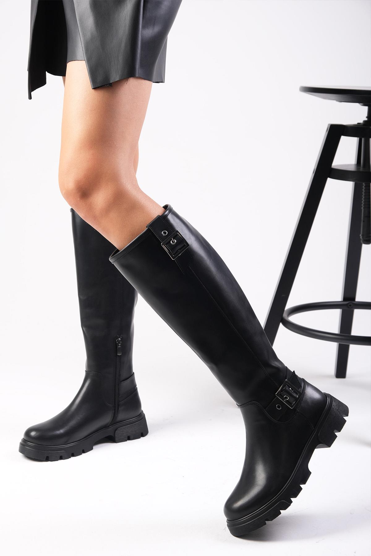 Edith Siyah Renk Kalın Tabanlı Çizme