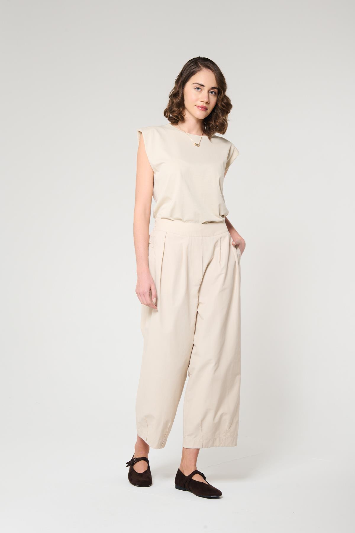 Ekru Renk Crop Pantolon