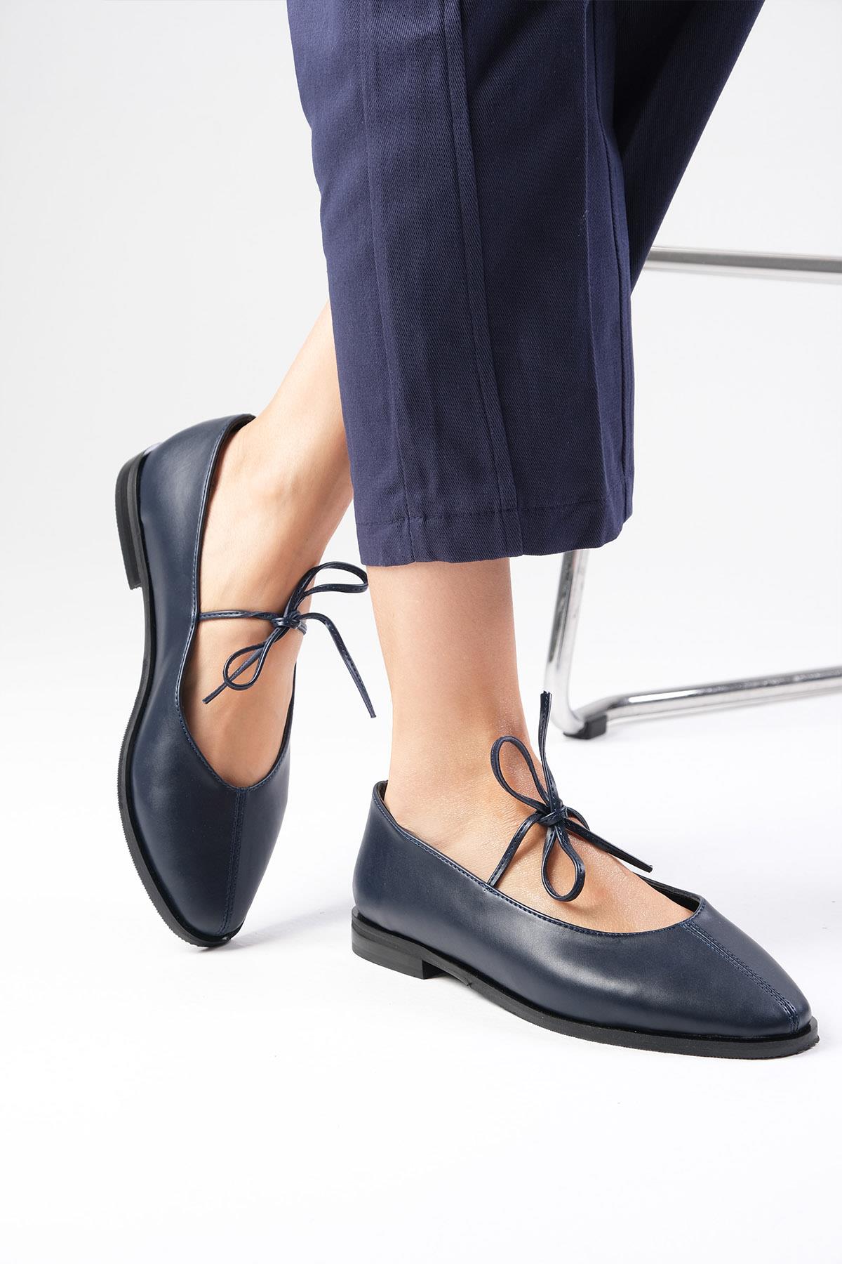 Elaine Lacivert Renk Babet Ayakkabı