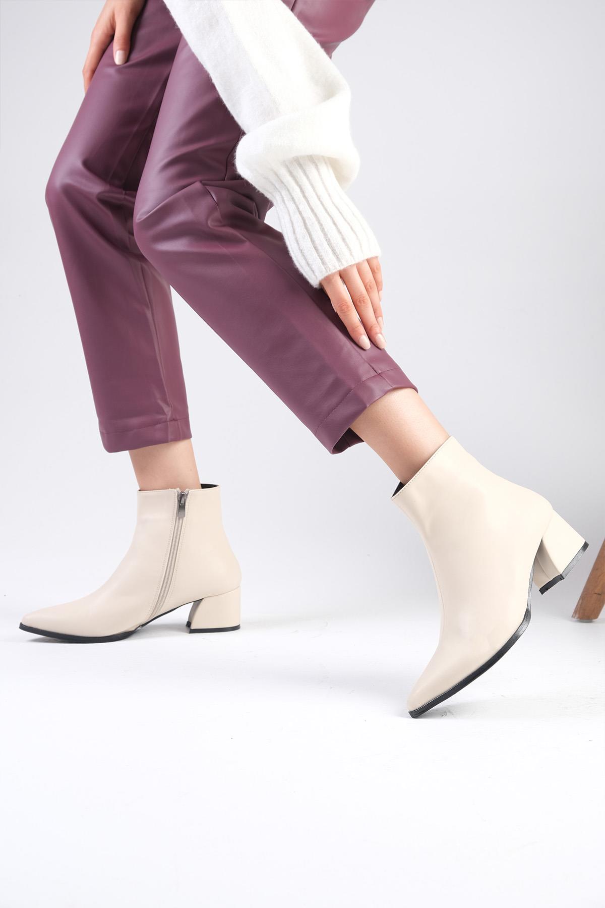 Erika Bej Renk Topuklu Bot