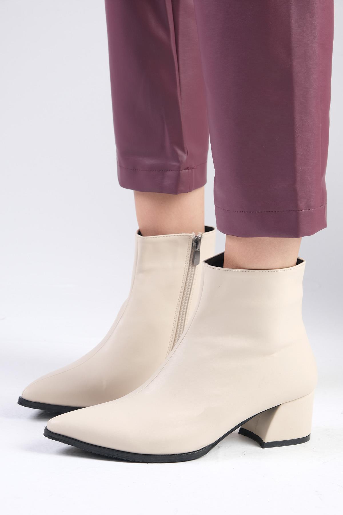 Erika Bej Renk Topuklu Bot