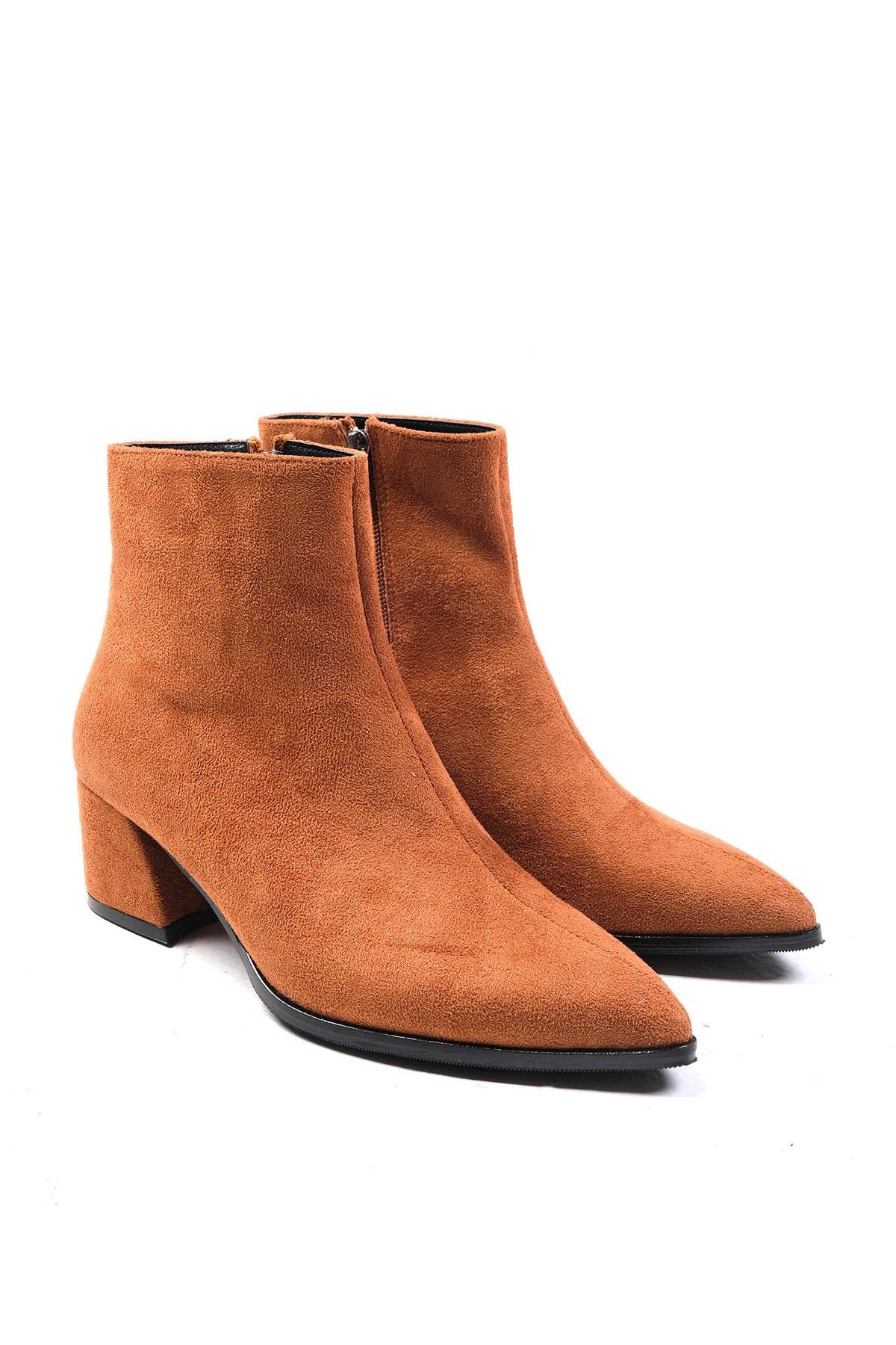 Erika Taba Renk Süet Topuklu Bot