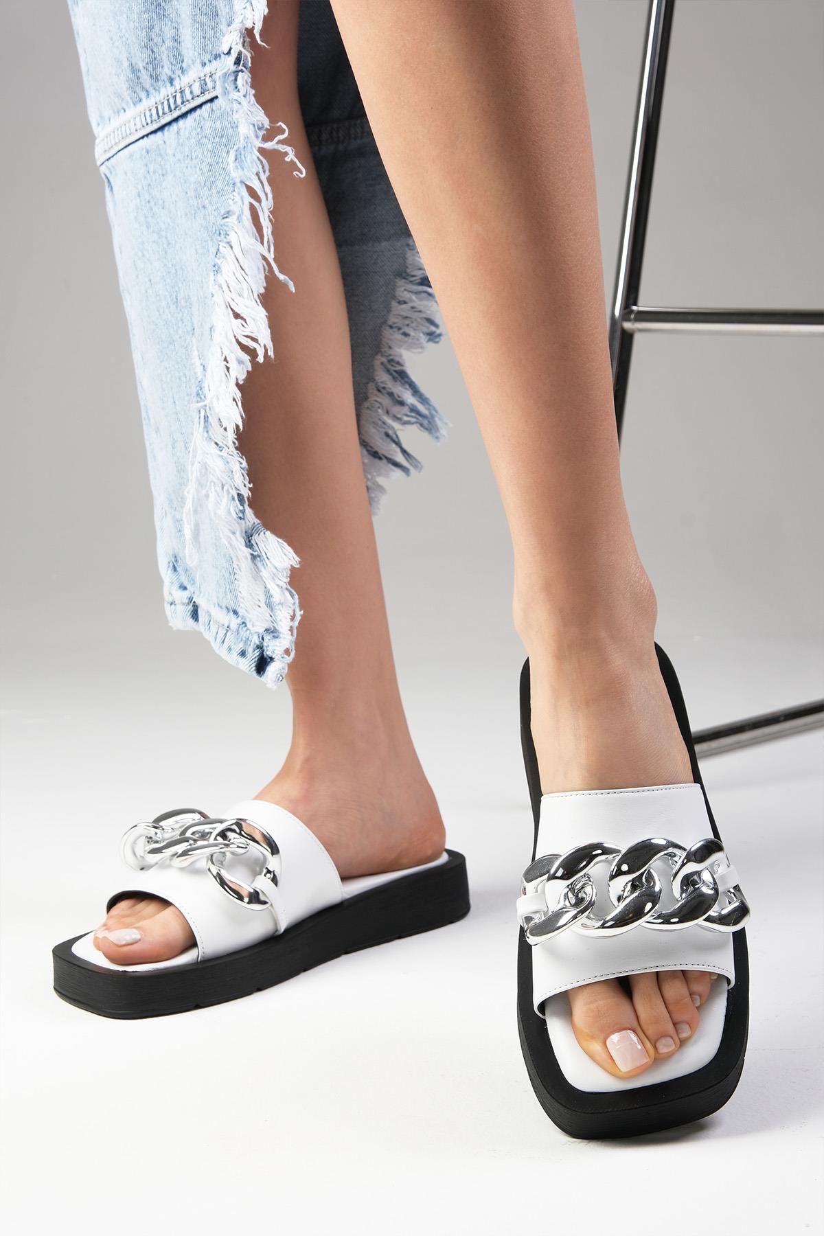 Estiva Hakiki Deri Beyaz Terlik