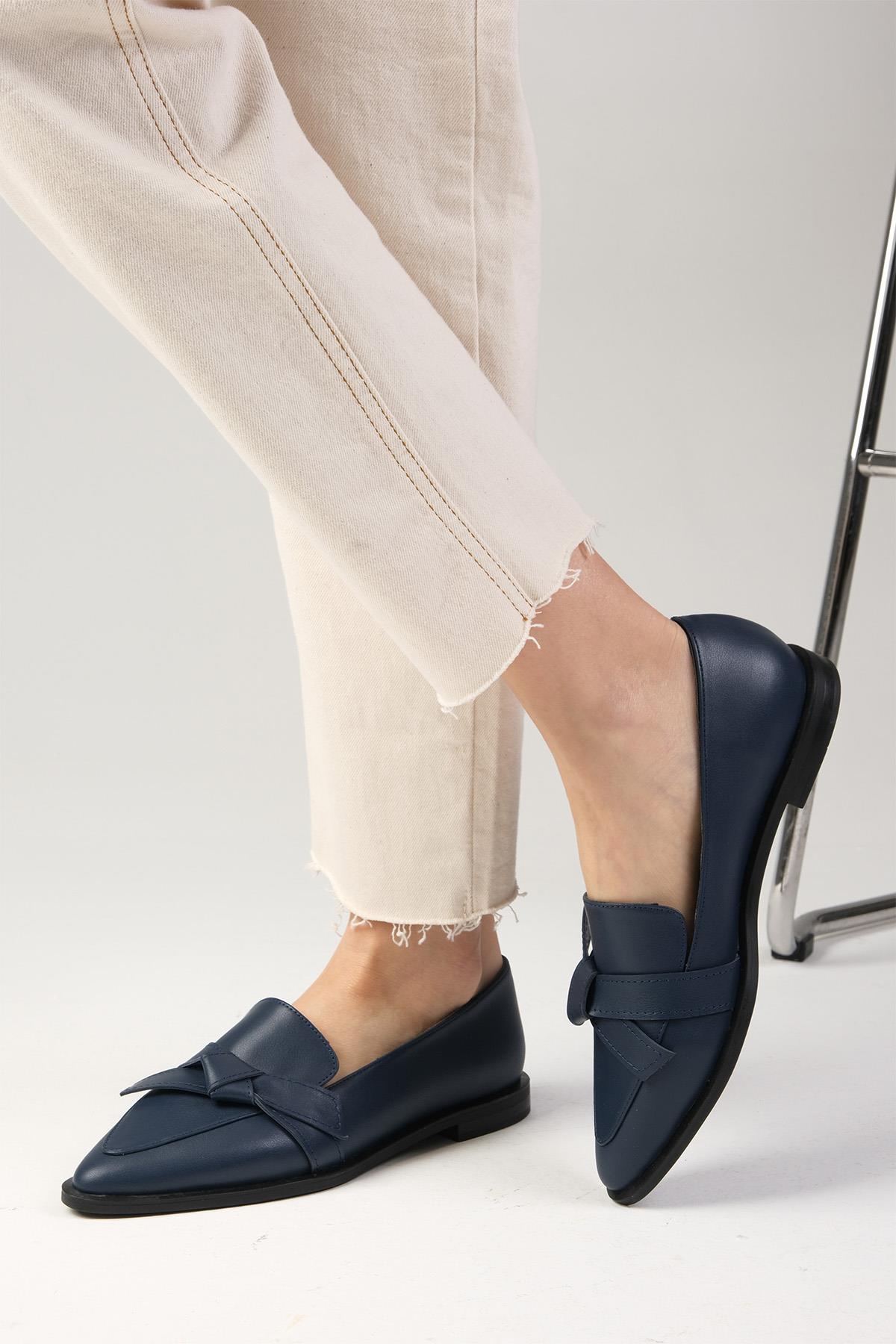 Ezra Hakiki Deri Lacivert Renk Fiyonklu Loafer Ayakkabı