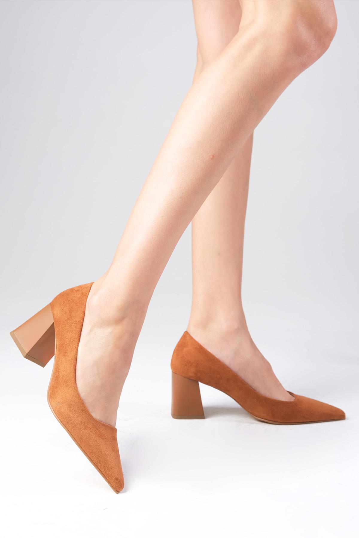 Fleur Taba Renk Süet Topuklu Ayakkabı