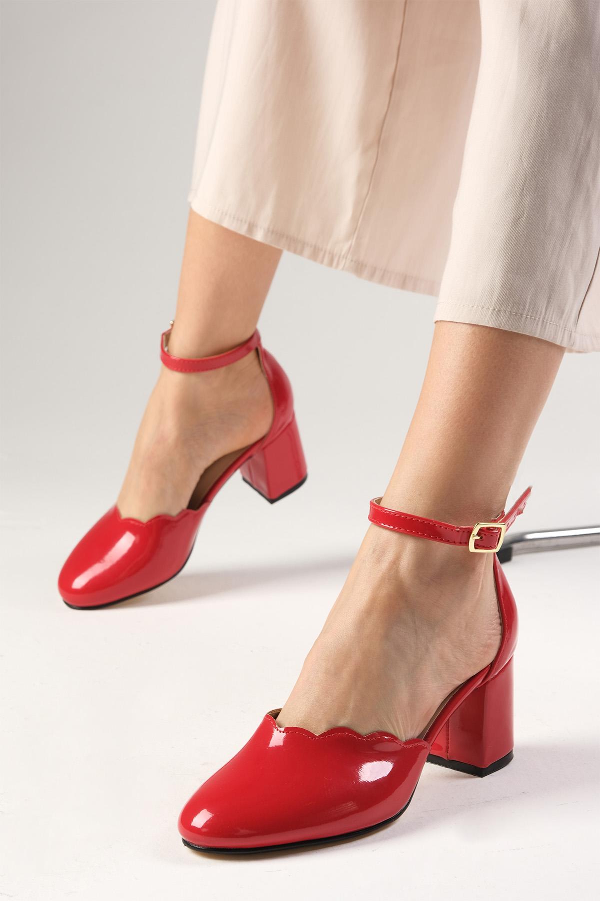 Francy Kırmızı Renk Rugan Topuklu Ayakkabı