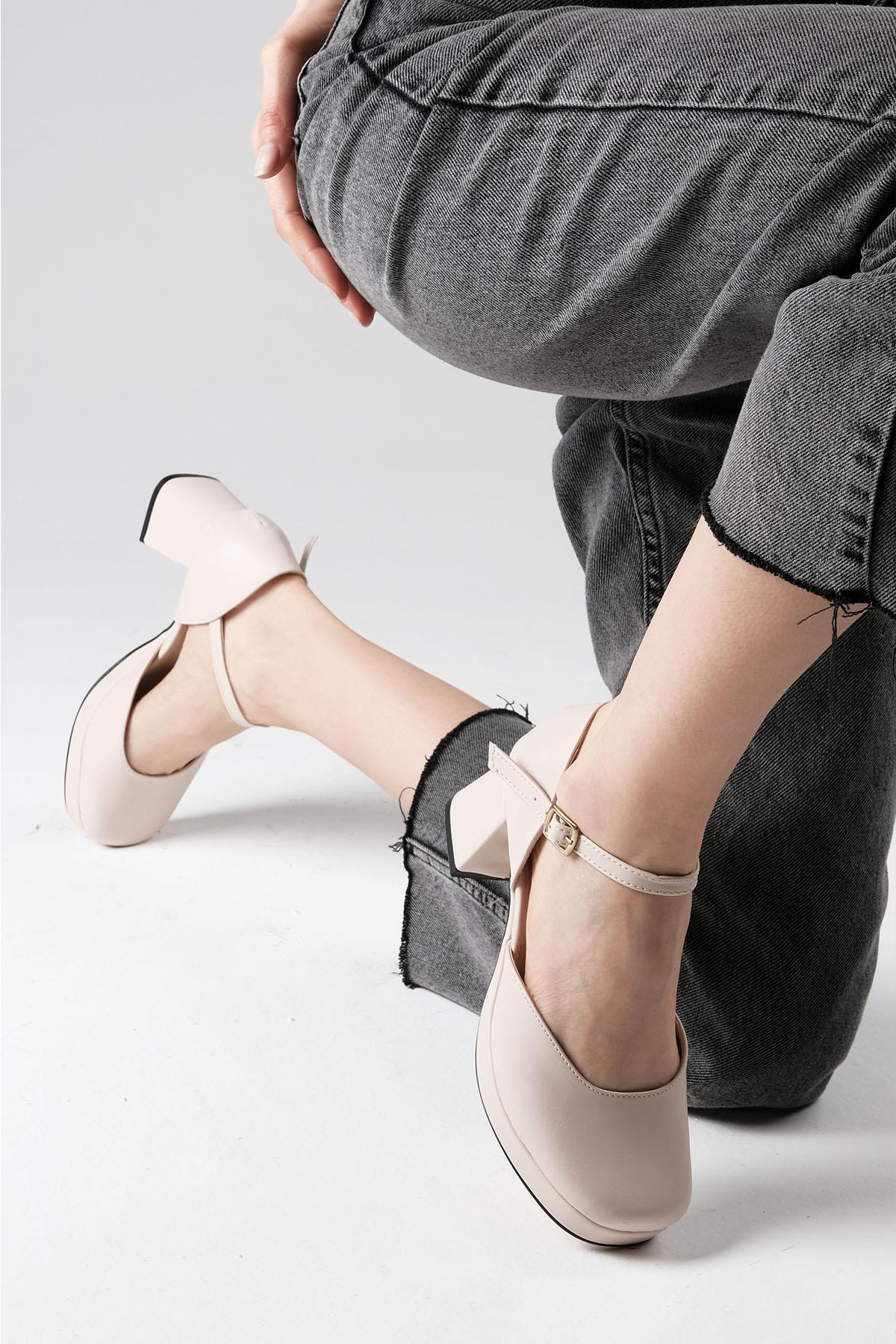 Franka Bej Renk Platformlu Topuklu Ayakkabı