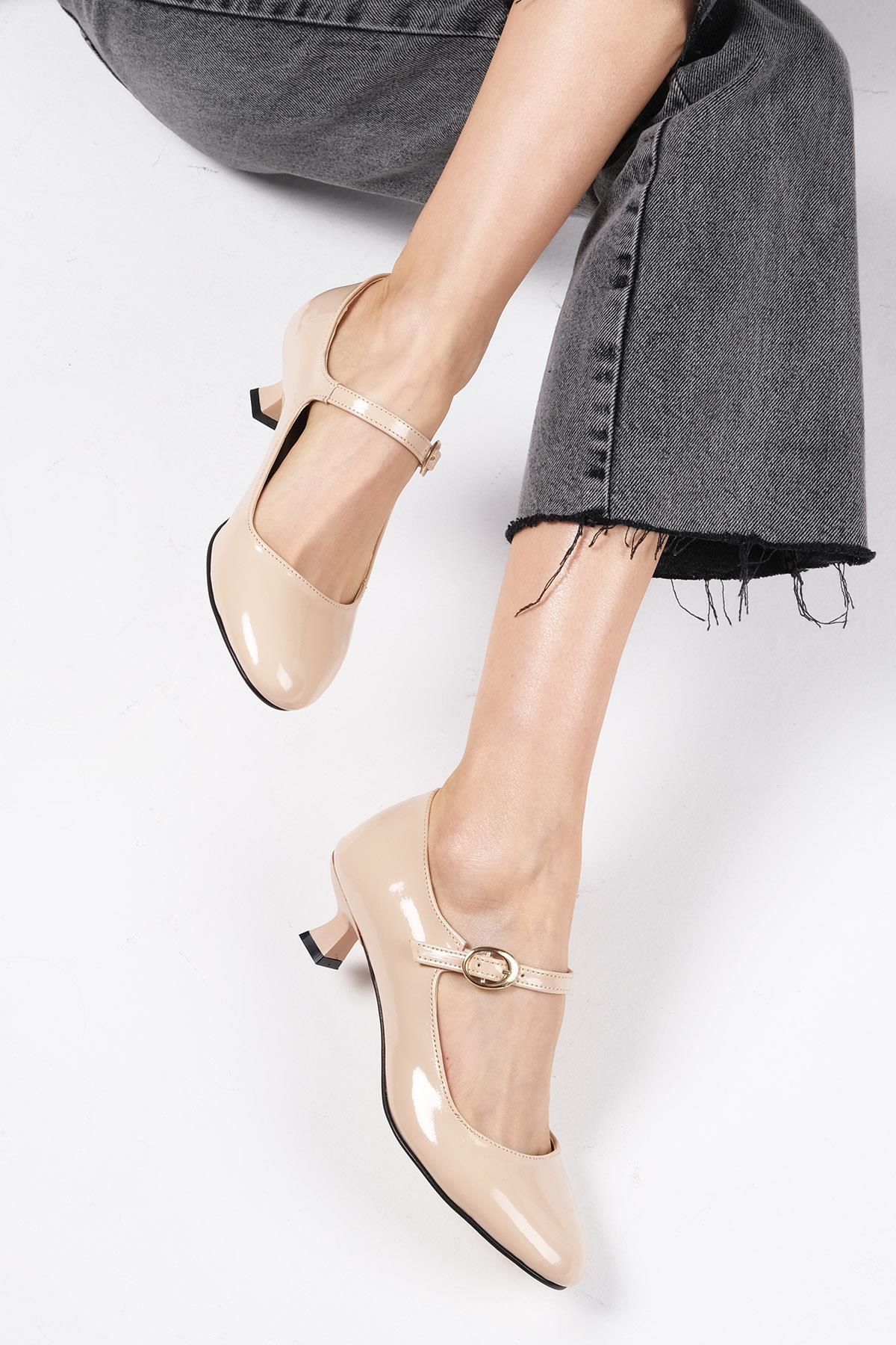 Gabriela Ten Rengi Kısa Topuklu Ayakkabı