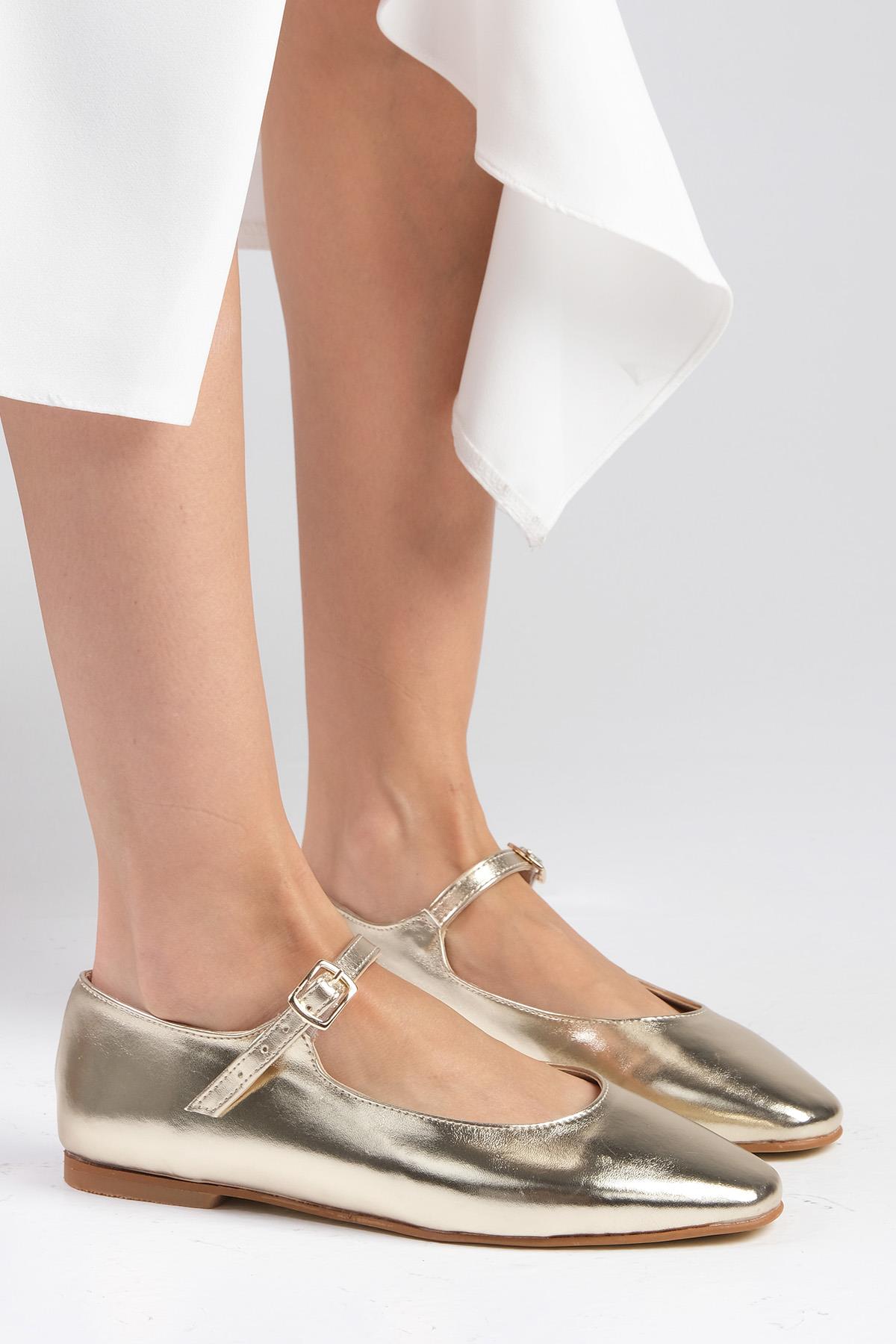 Gillian Altın Renk Küt Burunlu Babet