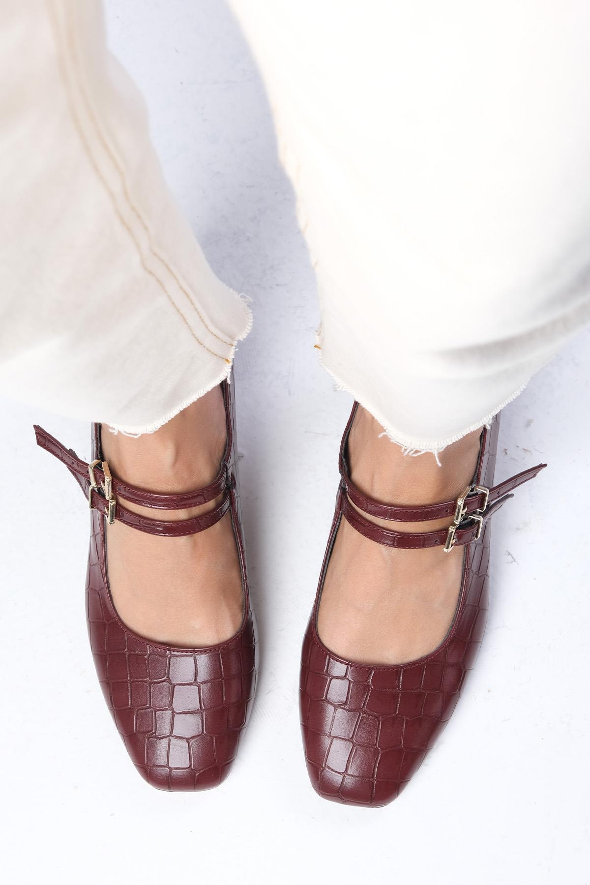 Giorgia Bordo Renk Kısa Topuklu Ayakkabı