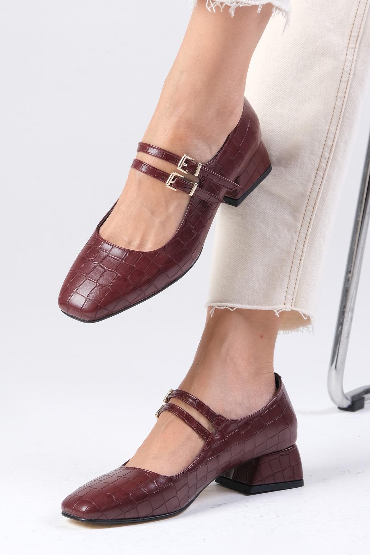 Giorgia Bordo Renk Kısa Topuklu Ayakkabı