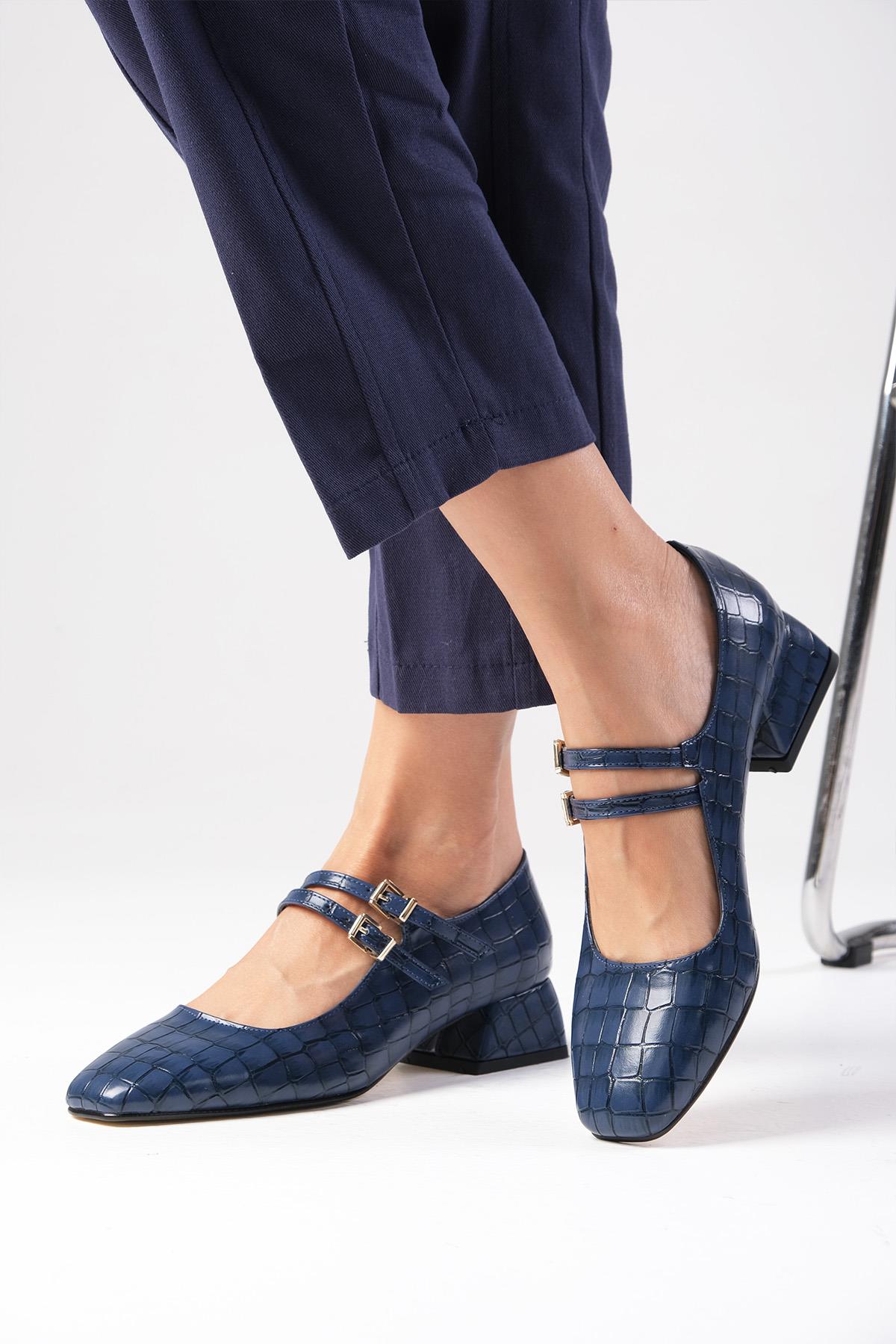 Giorgia Lacivert Renk Kısa Topuklu Ayakkabı