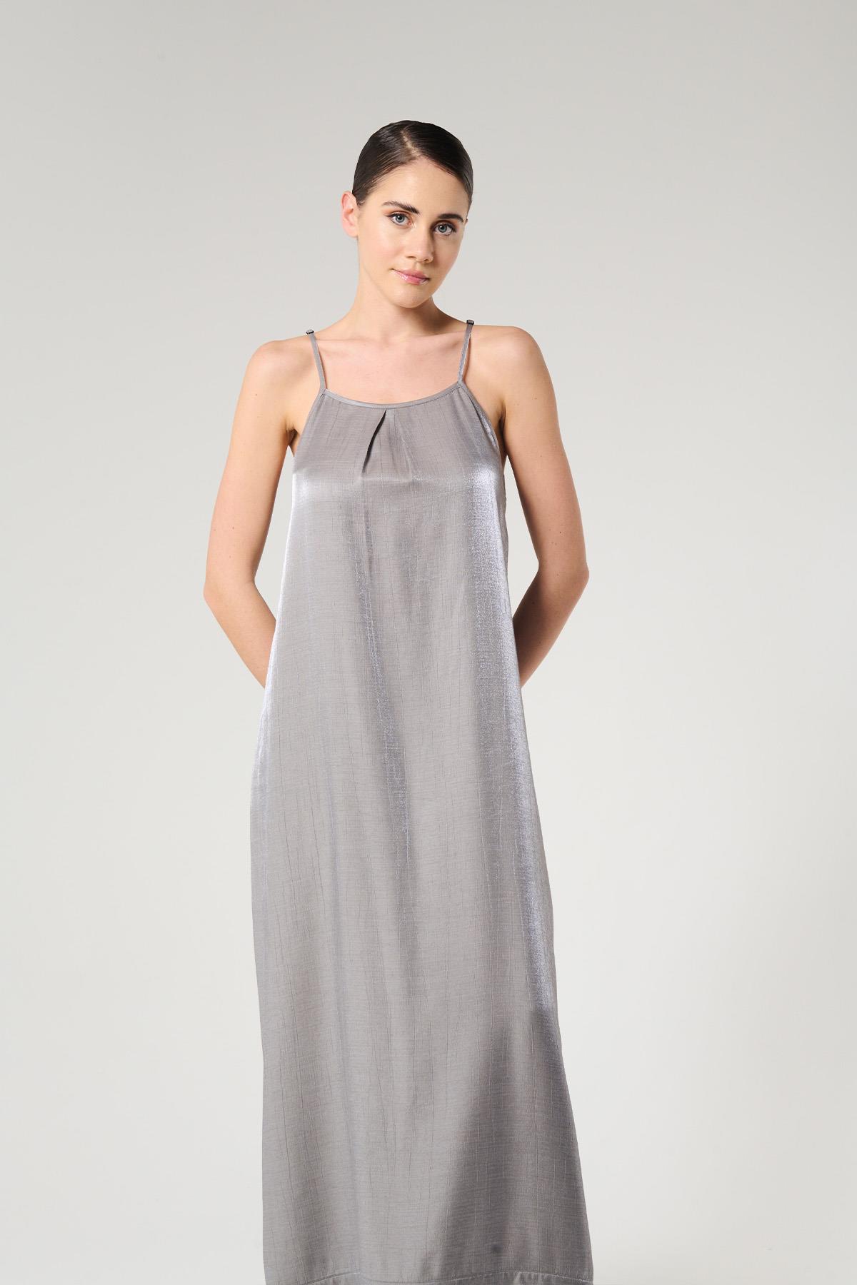 Gri Renk Saten Elbise