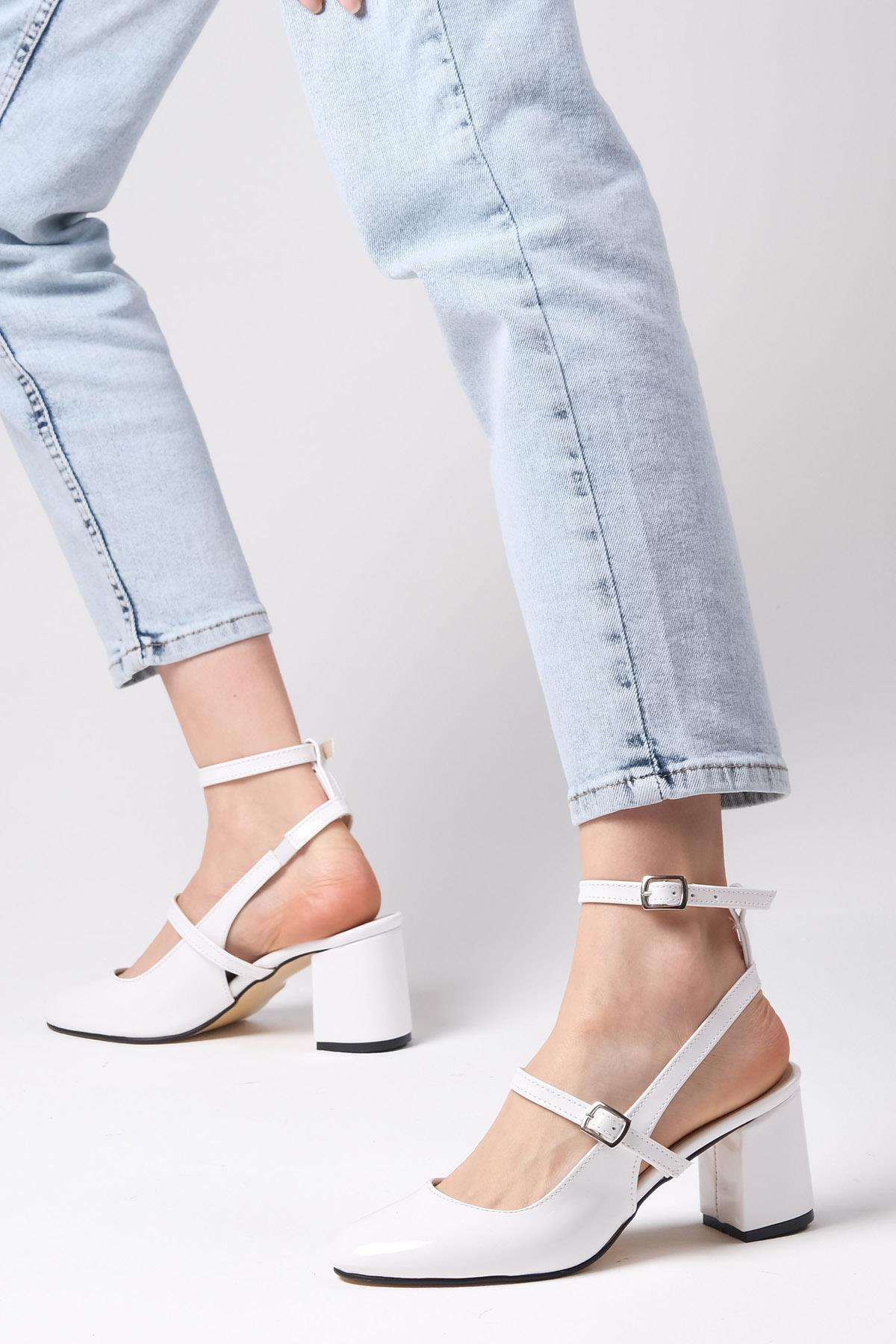 Inessa Beyaz Renk Topuklu Ayakkabı