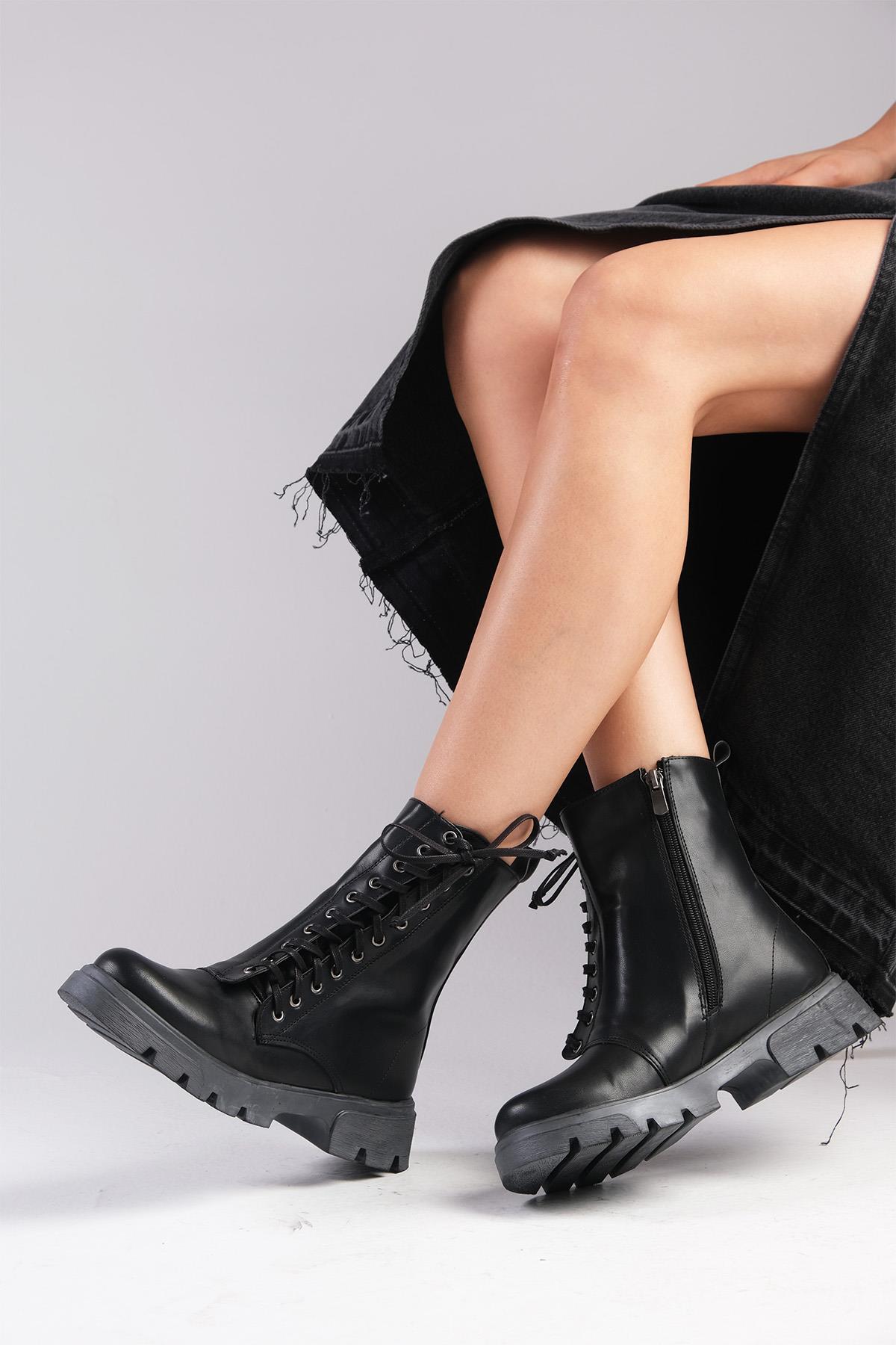 Janet Siyah Renk Postal Bot