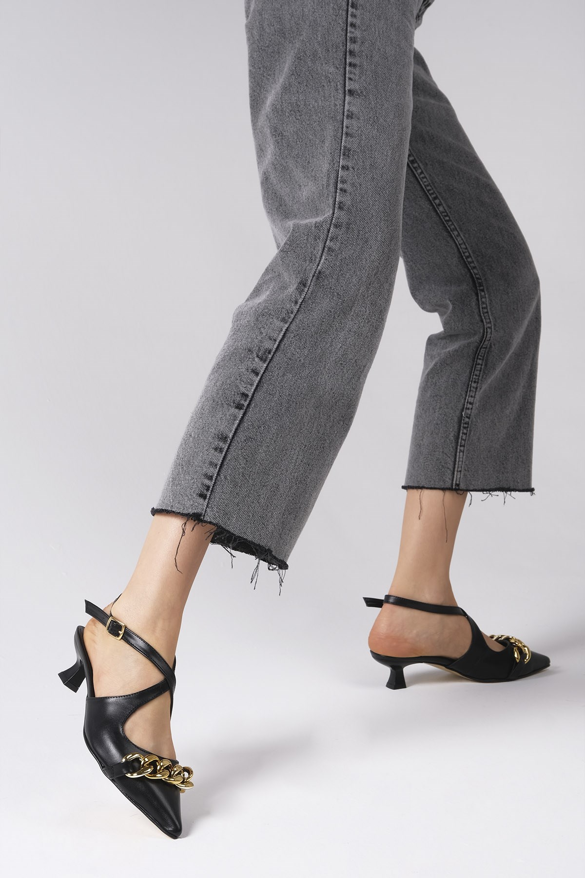 Jenifer Siyah Renk Mini Topuklu Ayakkabı