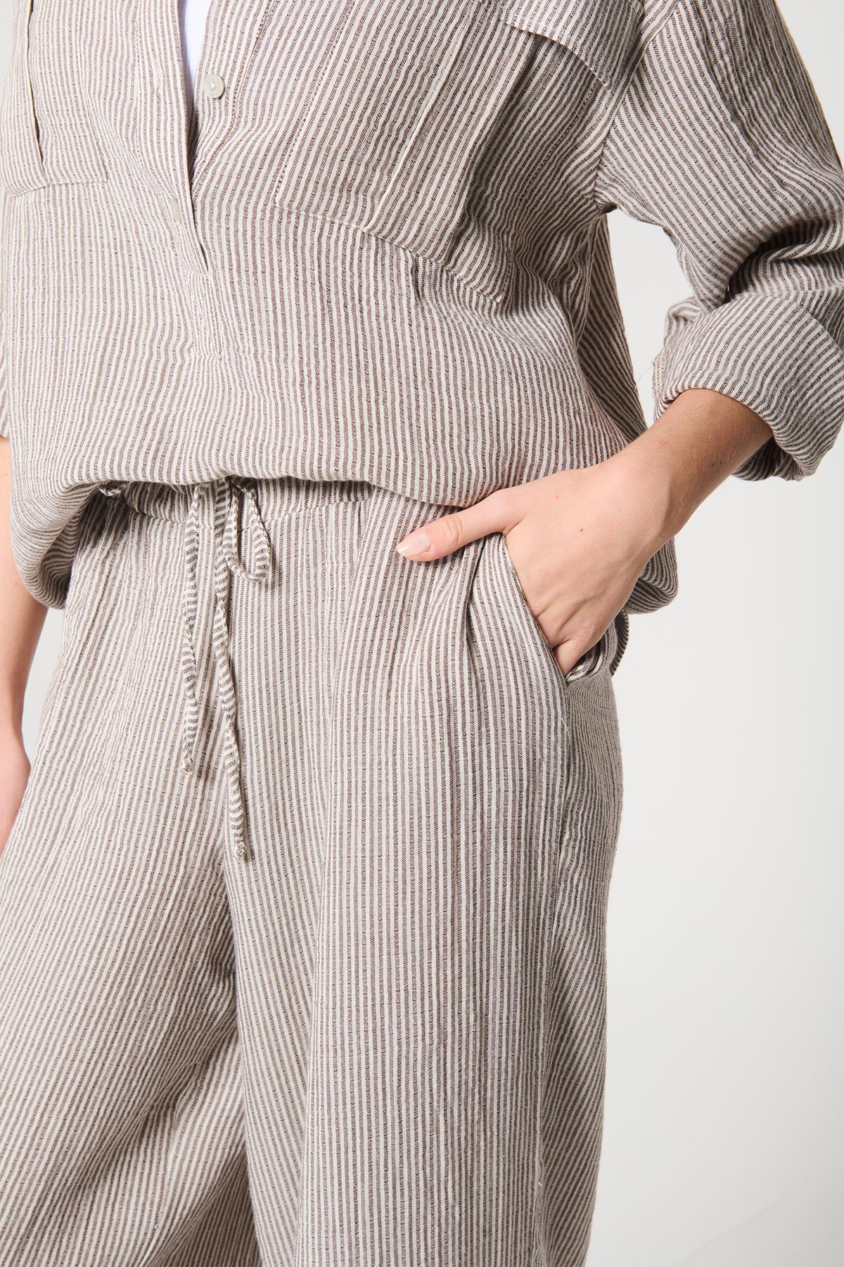 Kahverengi Çizgili %100 Pamuklu Pantolon