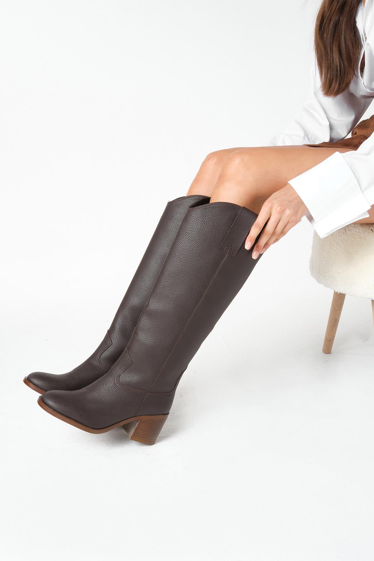 Liz Kahverengi Fermuarsız Çizme