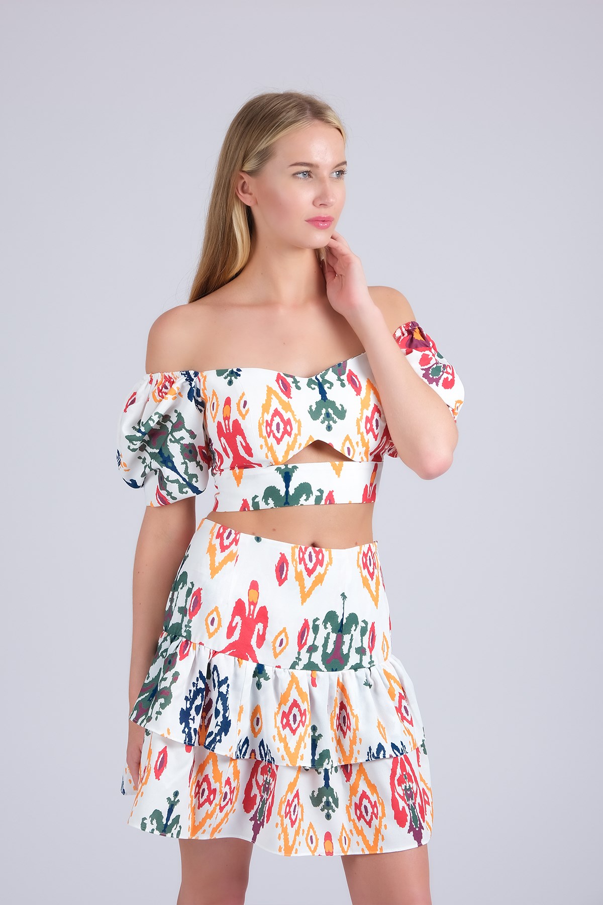 MIOROPA Kırmızı Renk Desenli Balon Kol Kadın Bluz