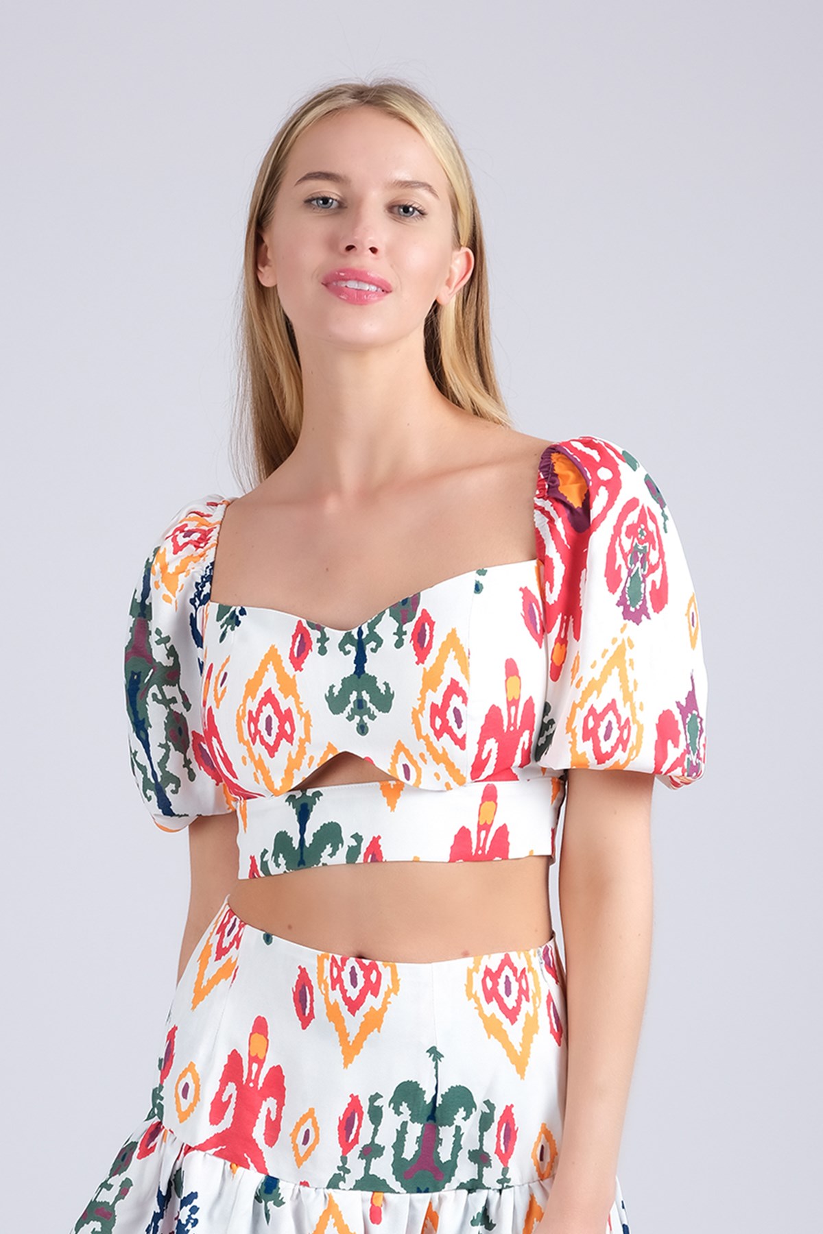 MIOROPA Kırmızı Renk Desenli Balon Kol Kadın Bluz