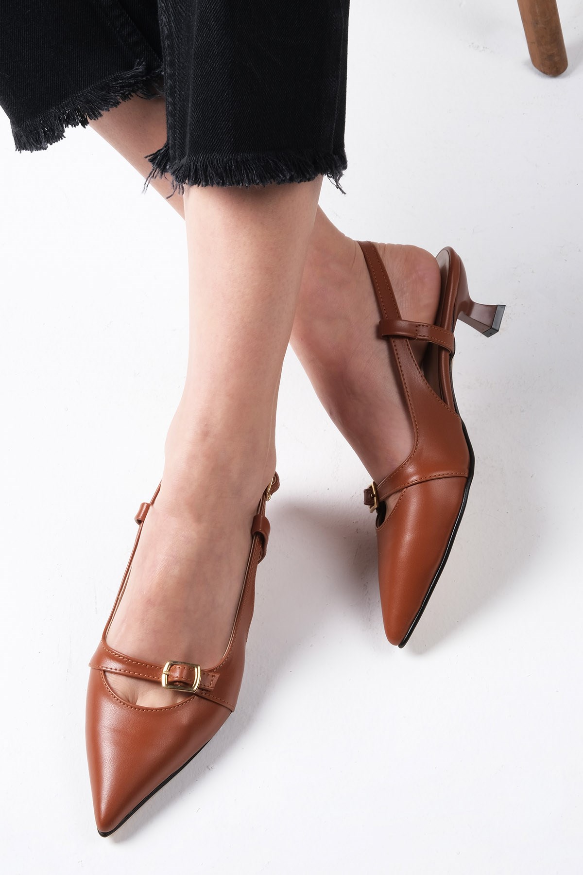 Kristin Taba Renk Mini Topuklu Ayakkabı