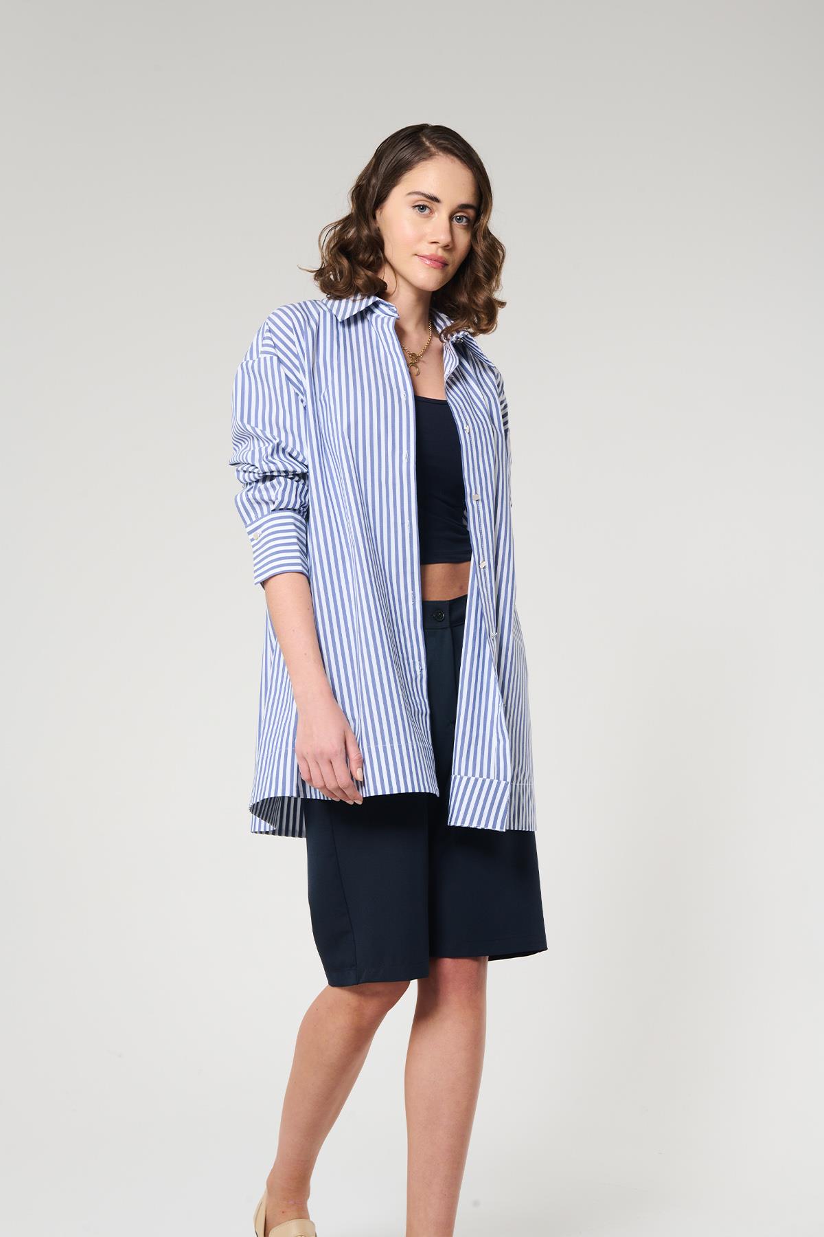 Lacivert Renk Çizgili Gömlek