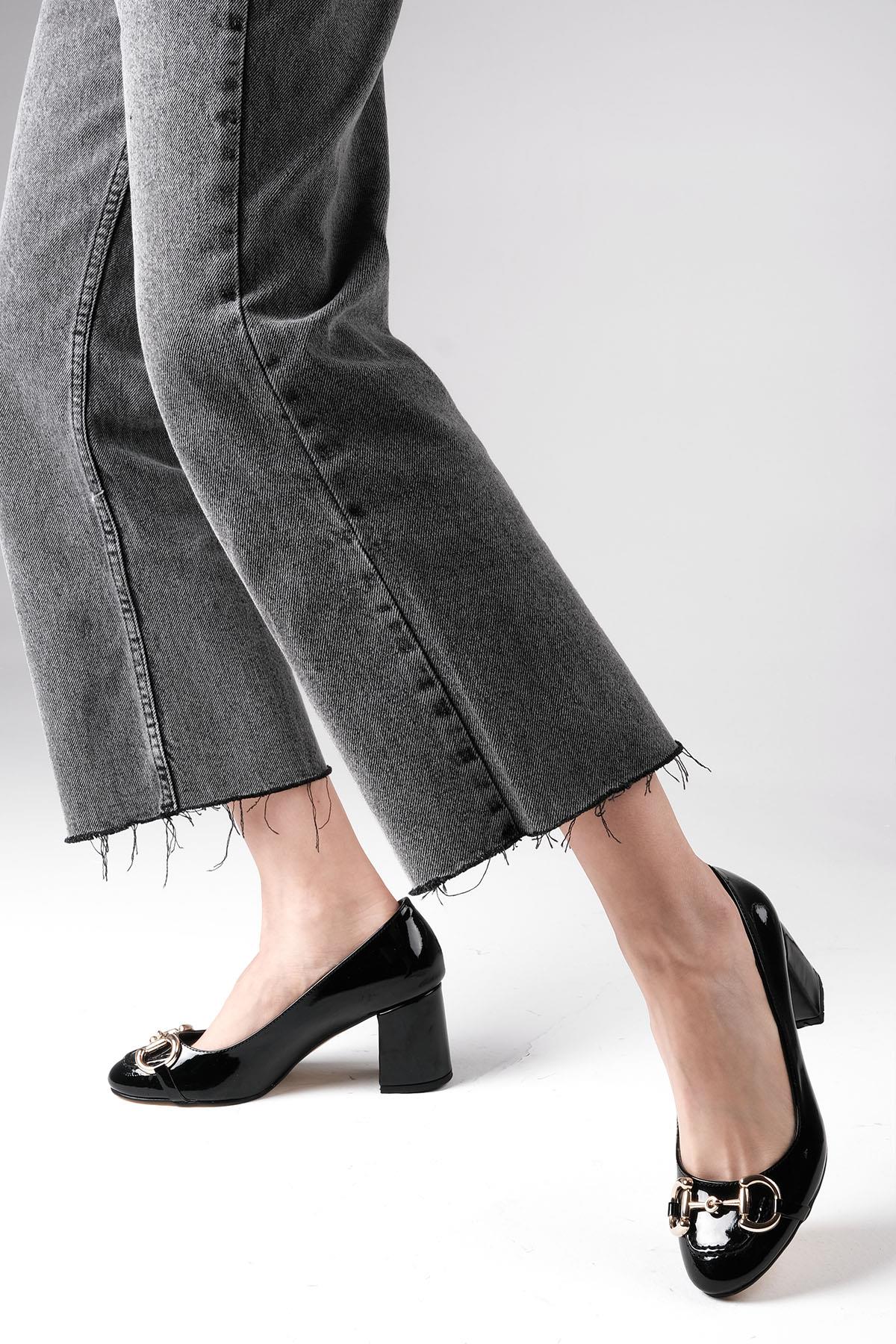 Leandra Siyah Renk Topuklu Ayakkabı