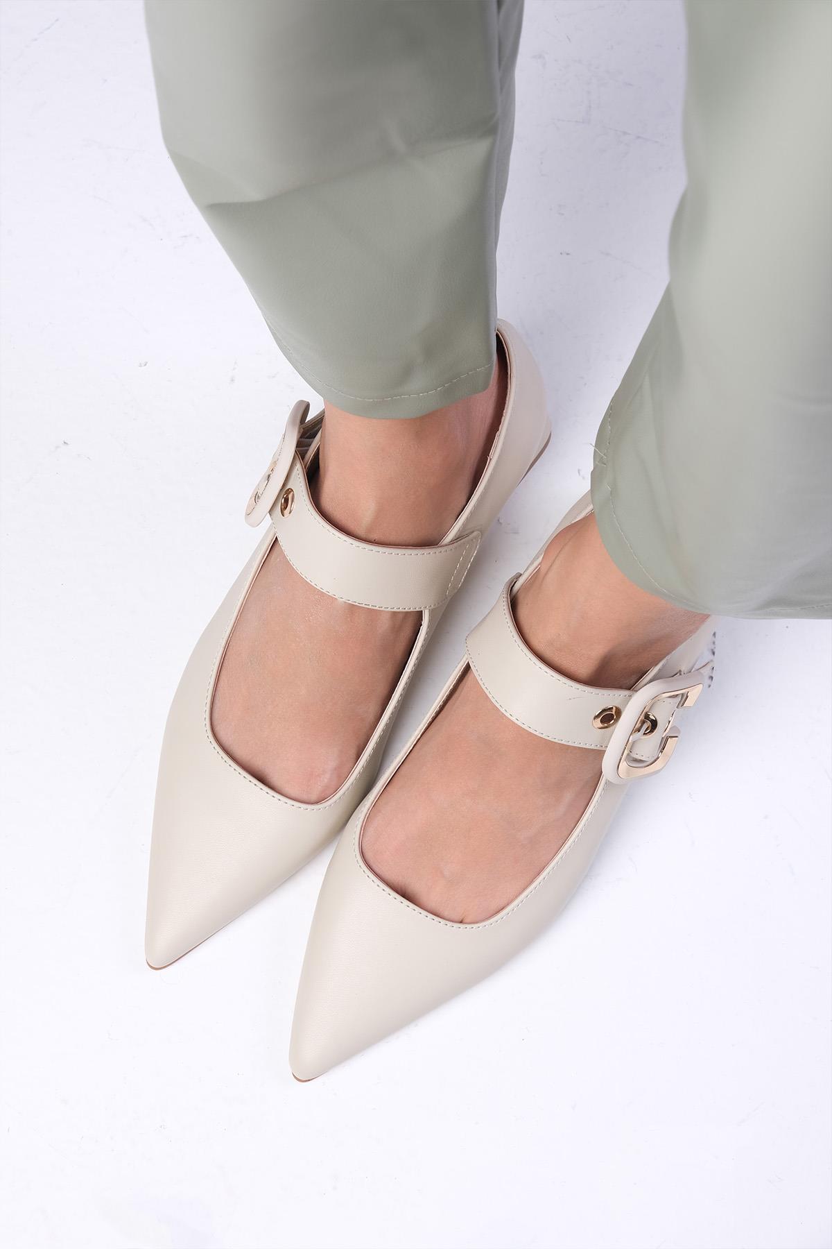 Lilou Bej Renk Kısa Topuklu Ayakkabı