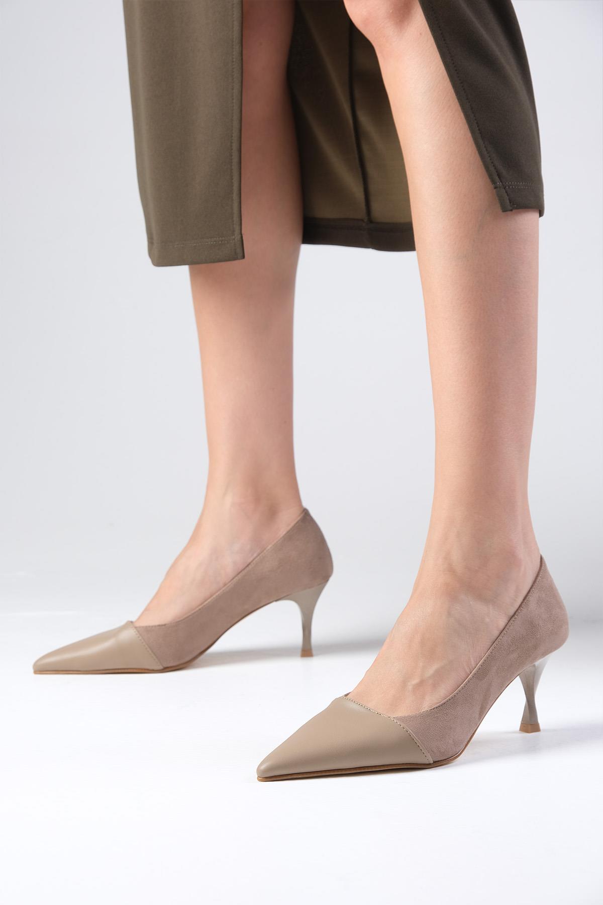 Lina Vizon Renk Süet Topuklu Ayakkabı