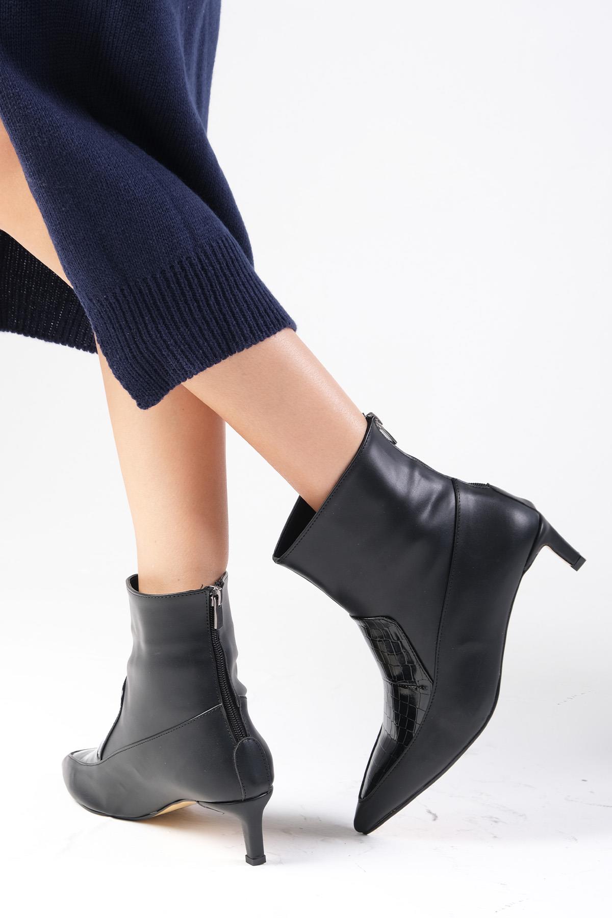 Lisette Siyah Renk Kısa Topuklu Bot