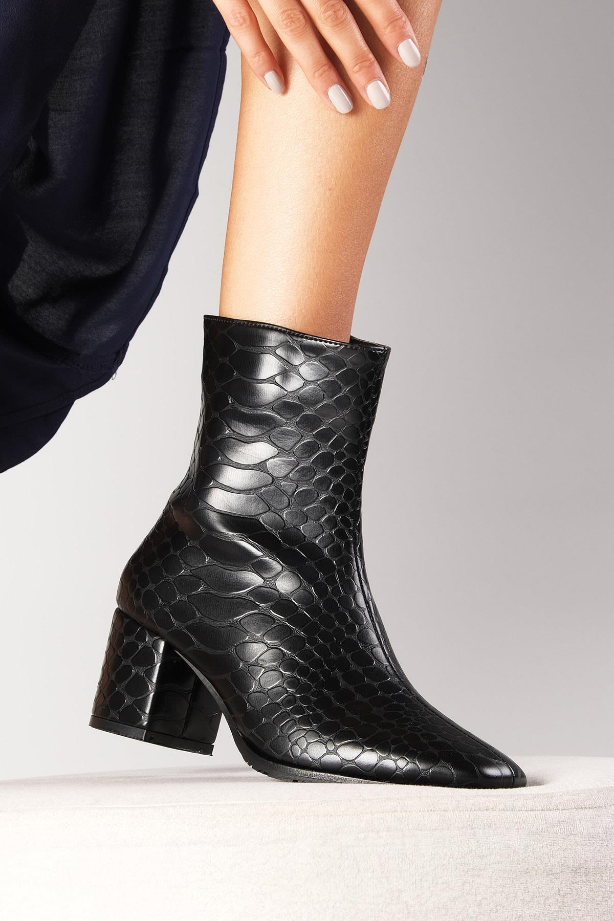 Macy Krokodil Desenli Siyah Renk Bot